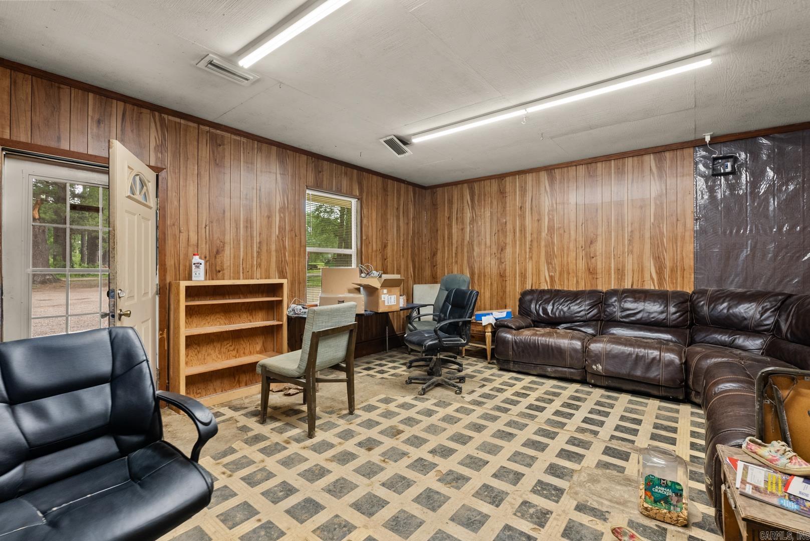 42 Ranchette Property Photo 5