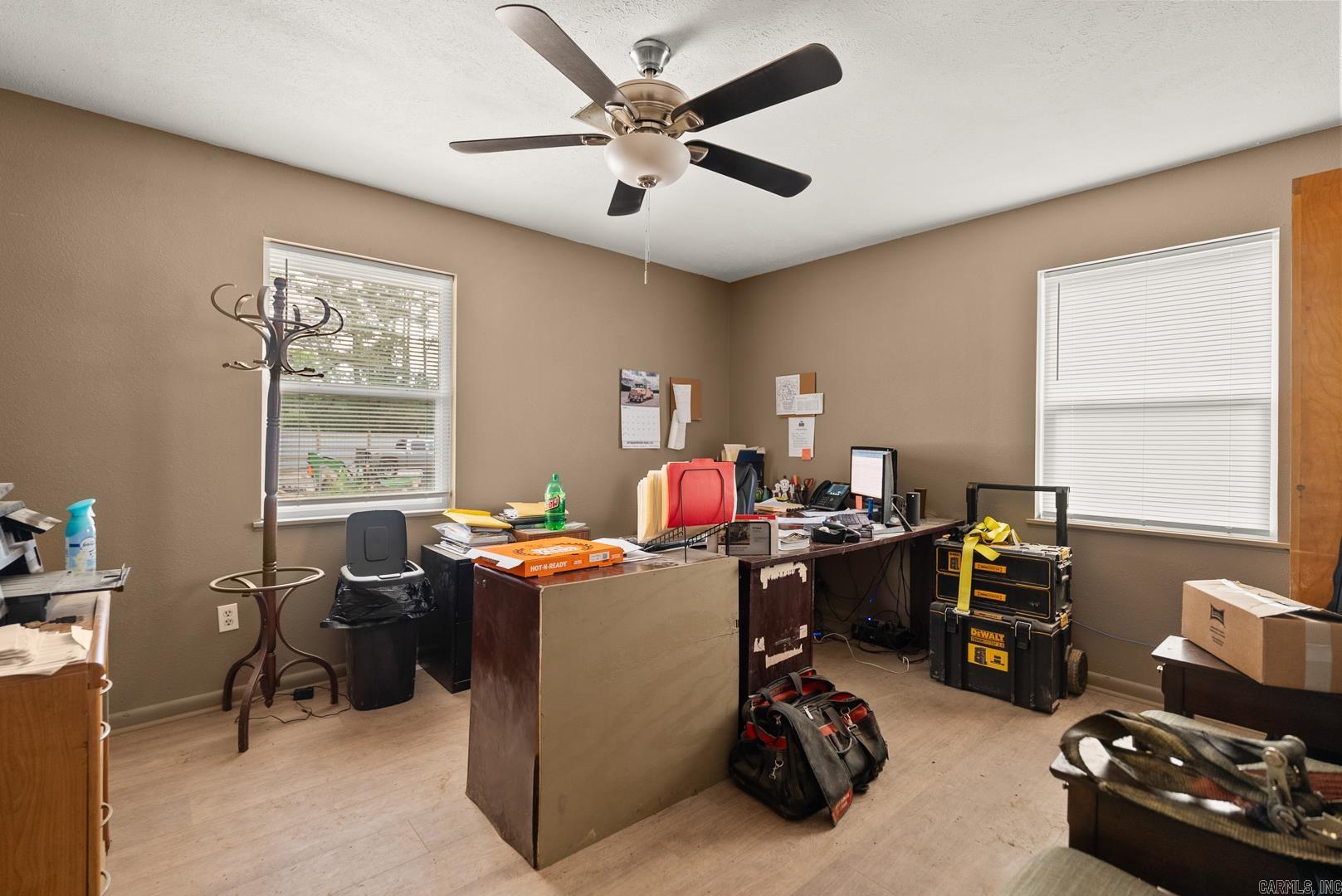 42 Ranchette Property Photo 13