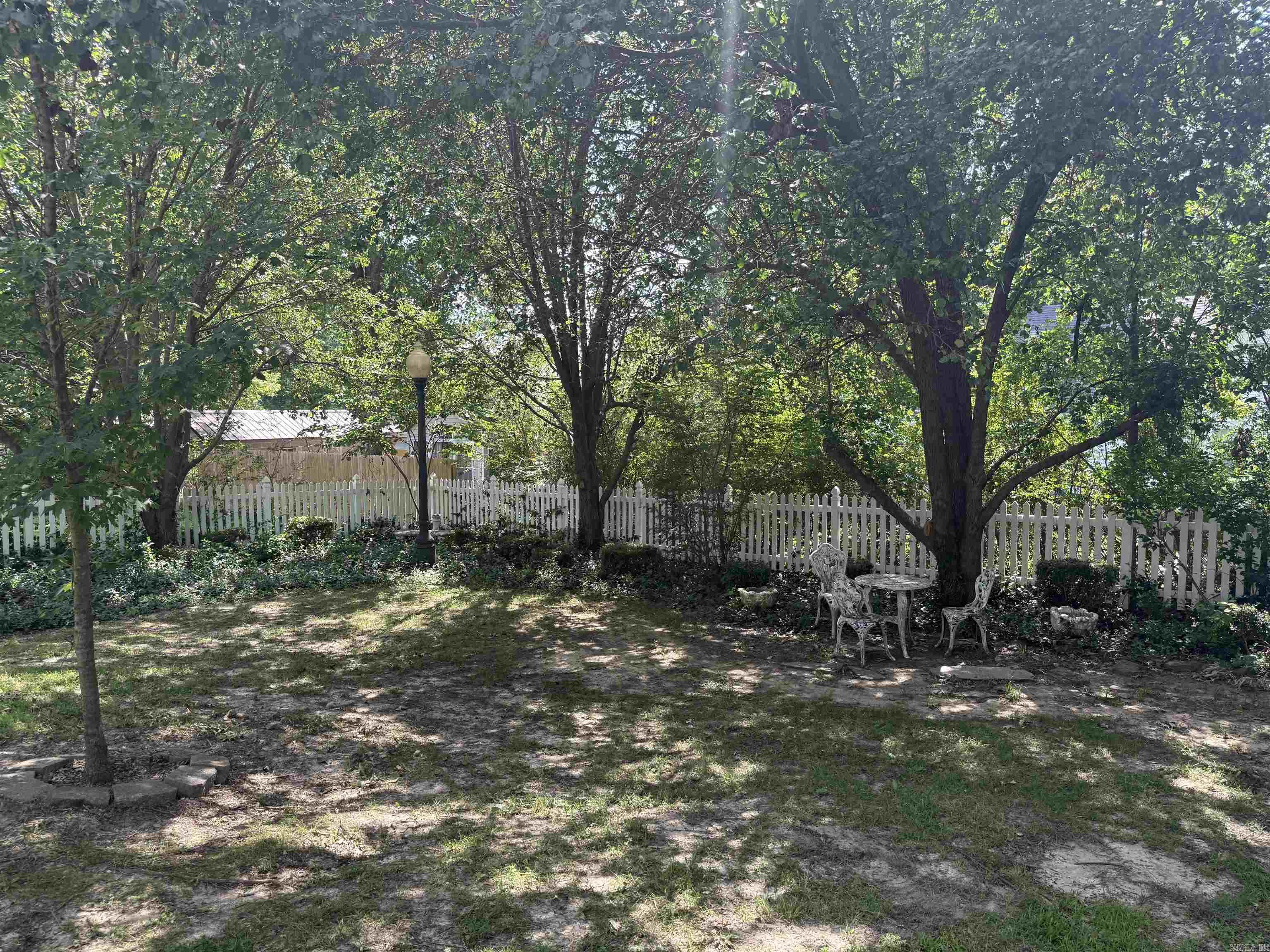 582 N 4th Property Photo 35