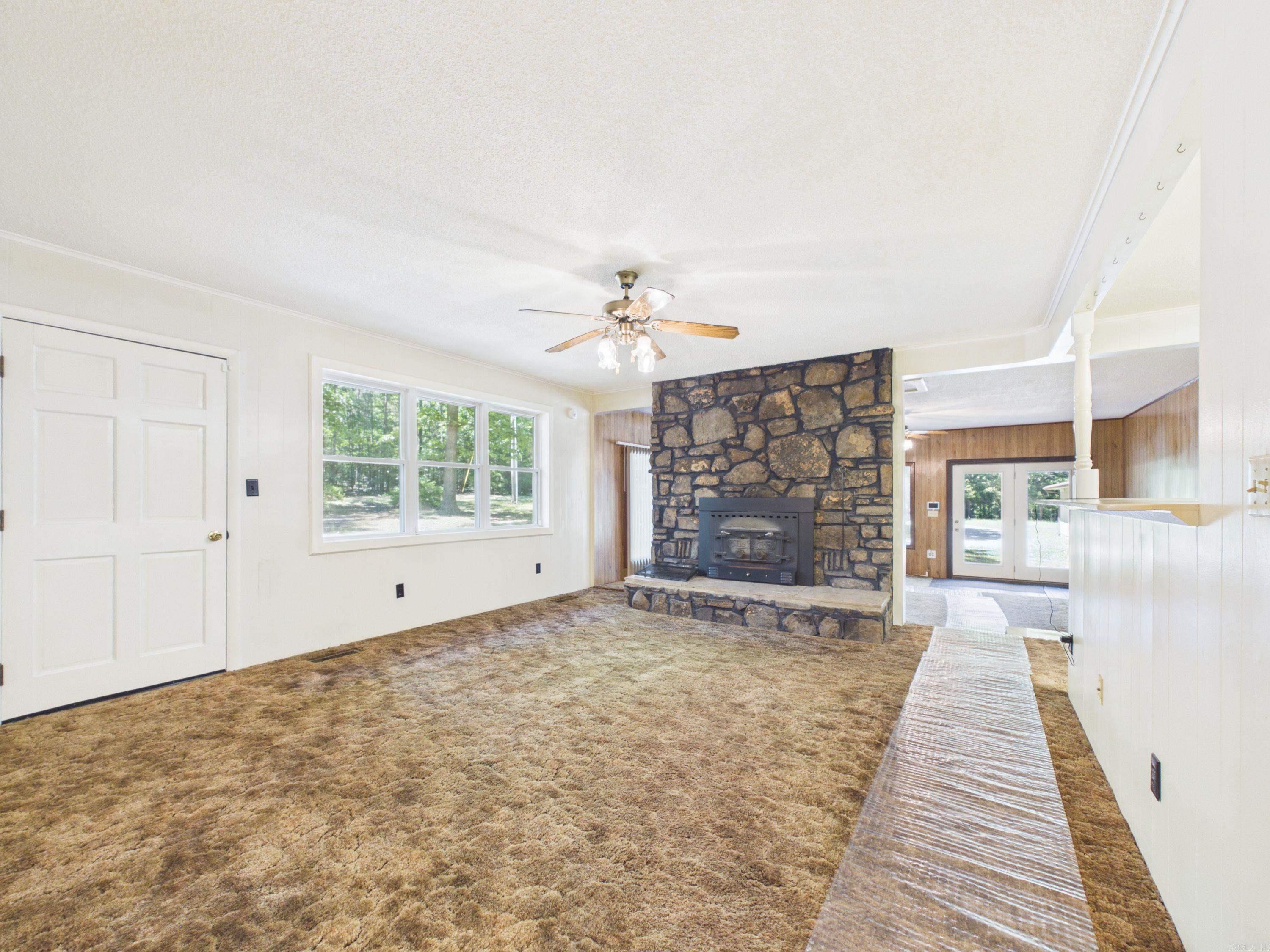 429 Oak Grove Rd Property Photo 14