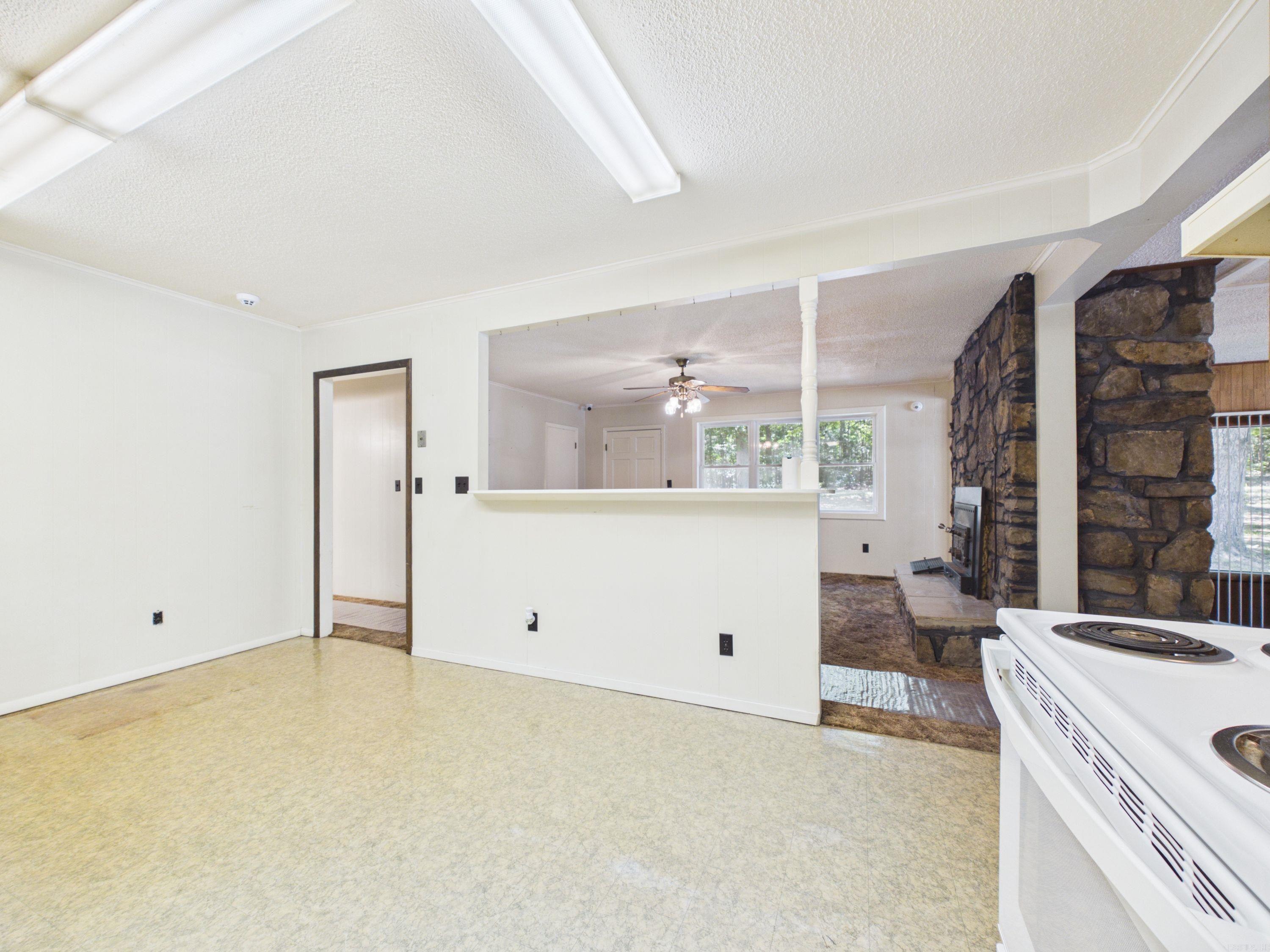 429 Oak Grove Rd Property Photo 18