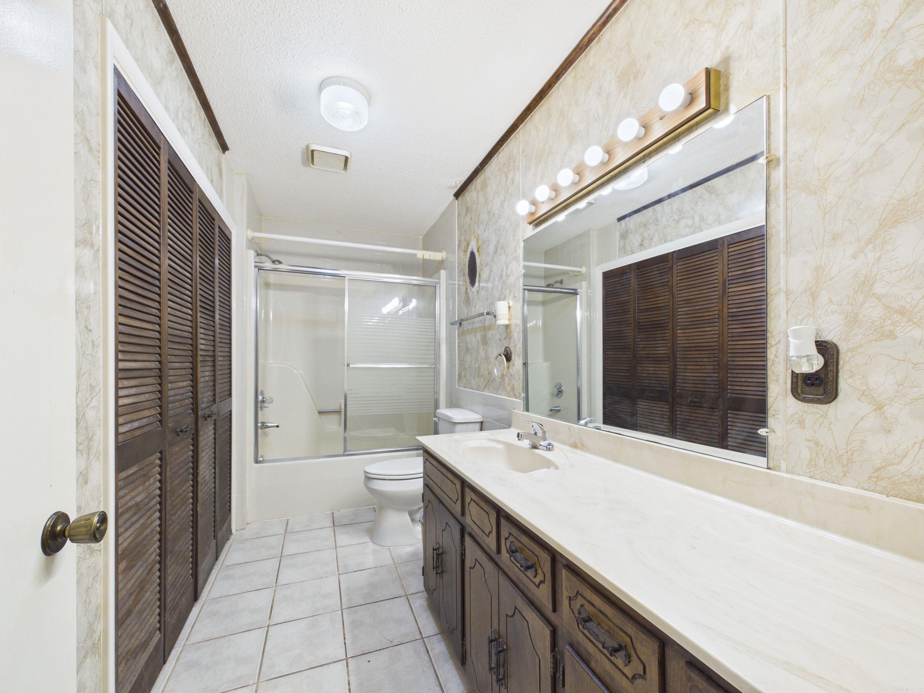 429 Oak Grove Rd Property Photo 19