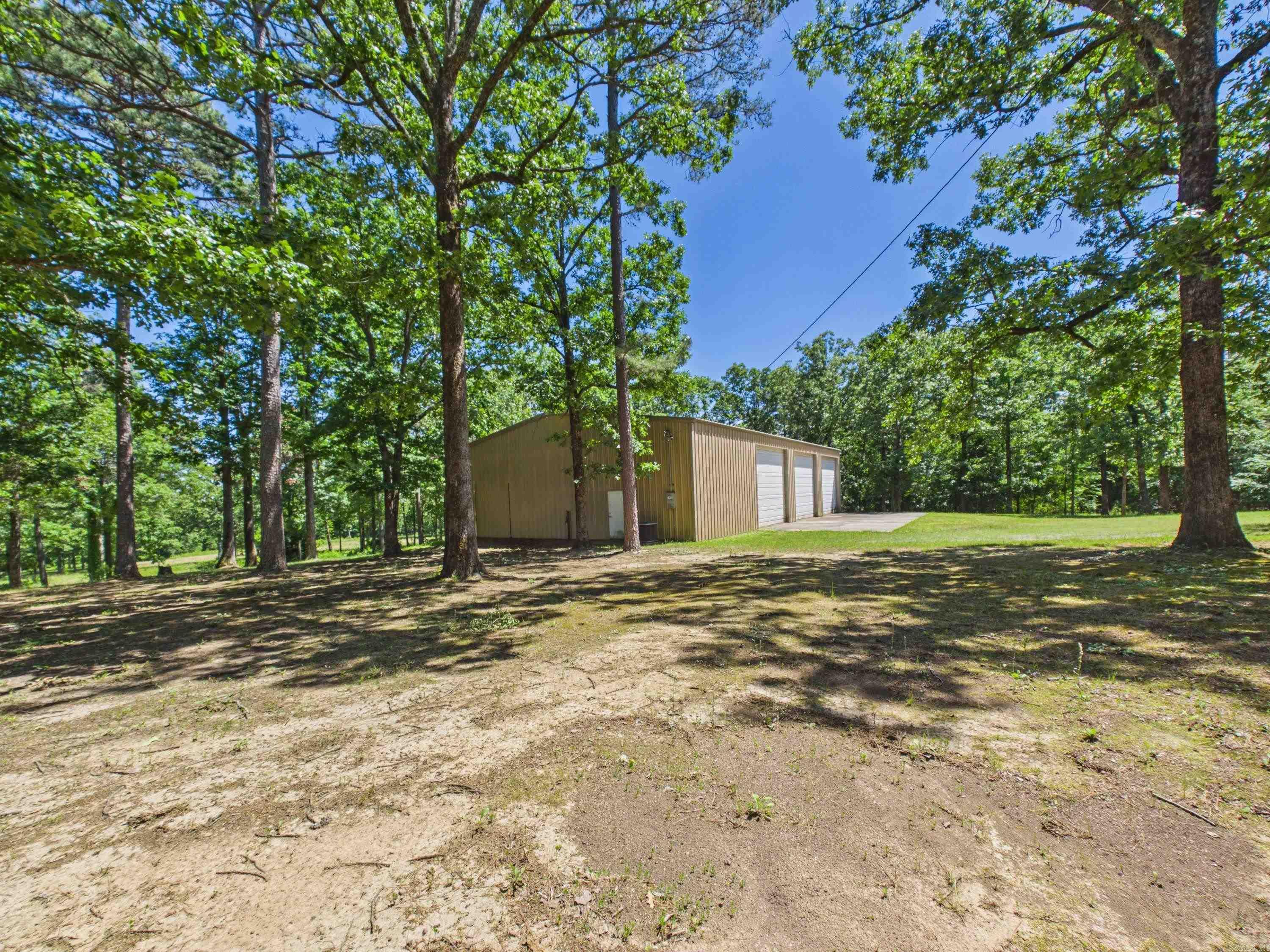 429 Oak Grove Rd Property Photo 25