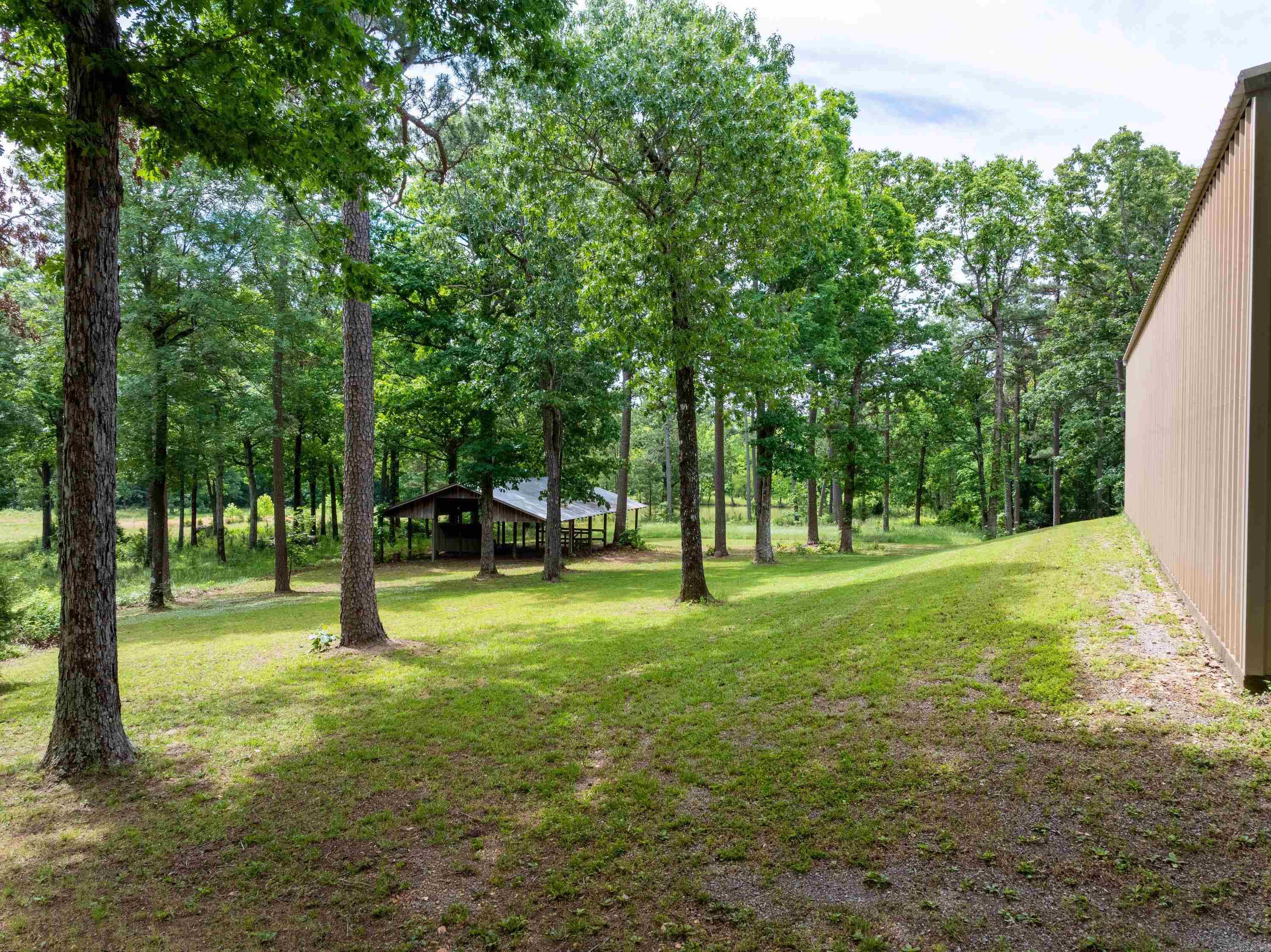 429 Oak Grove Rd Property Photo 34