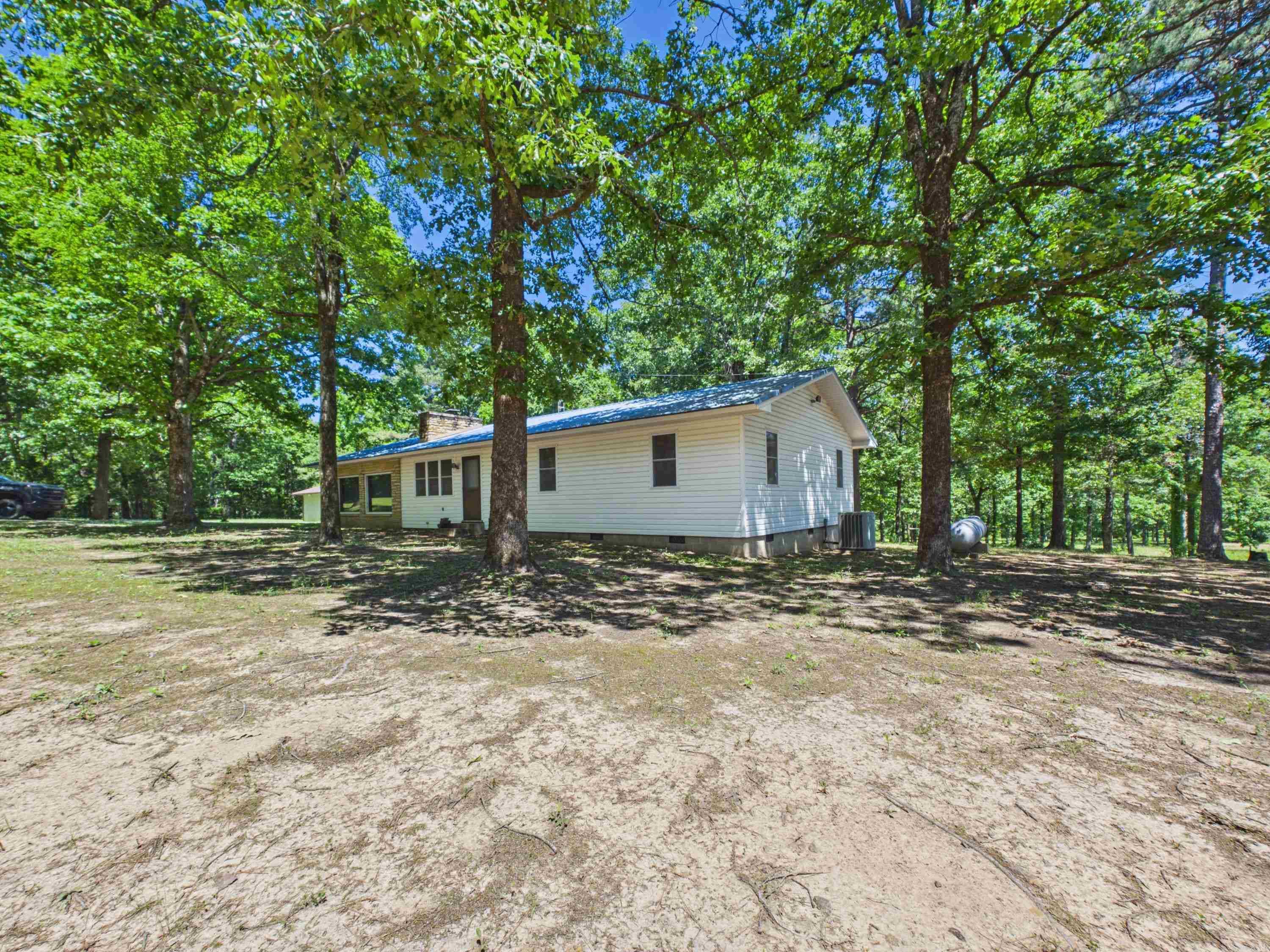 429 Oak Grove Rd Property Photo 37