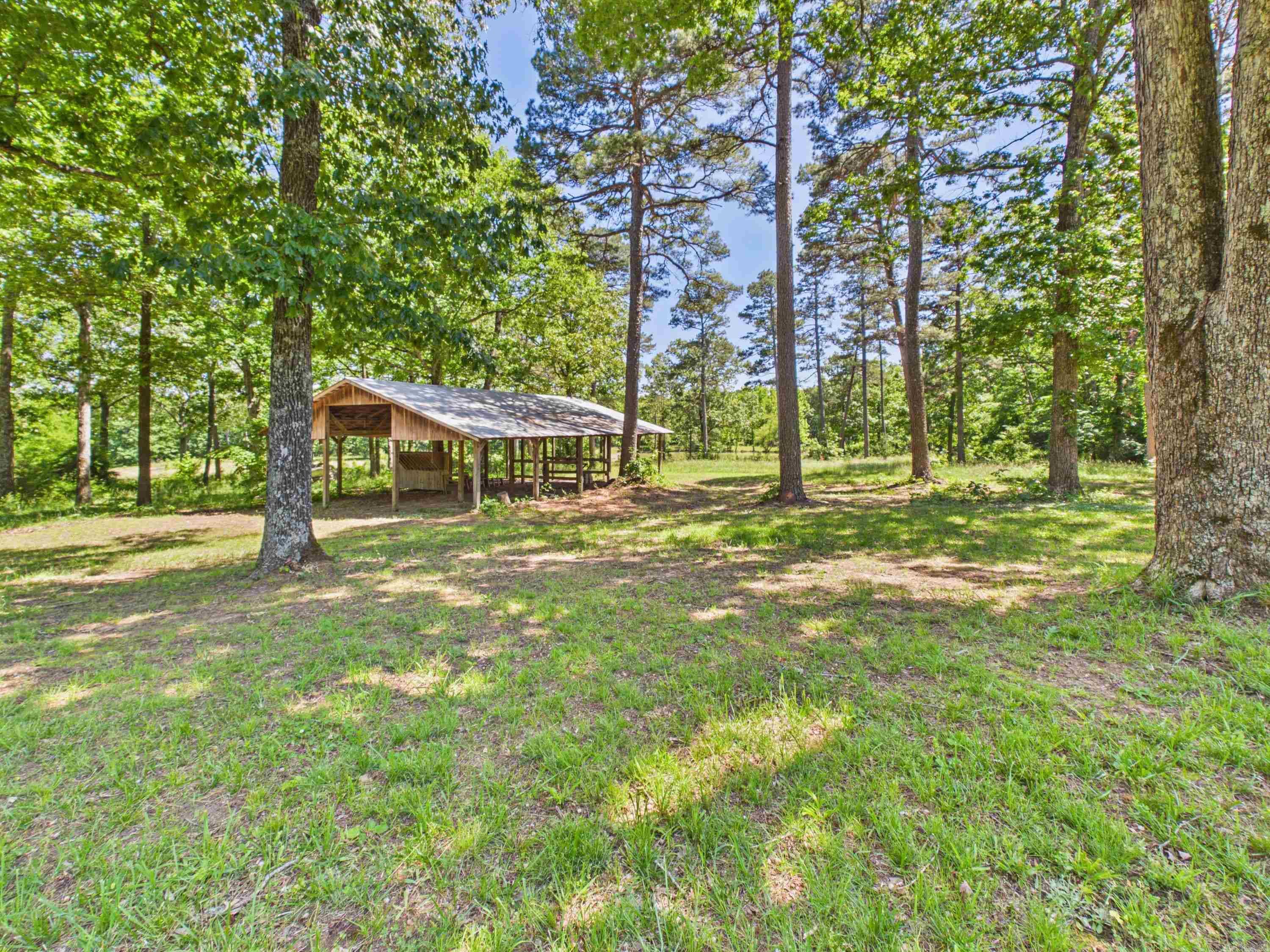 429 Oak Grove Rd Property Photo 39