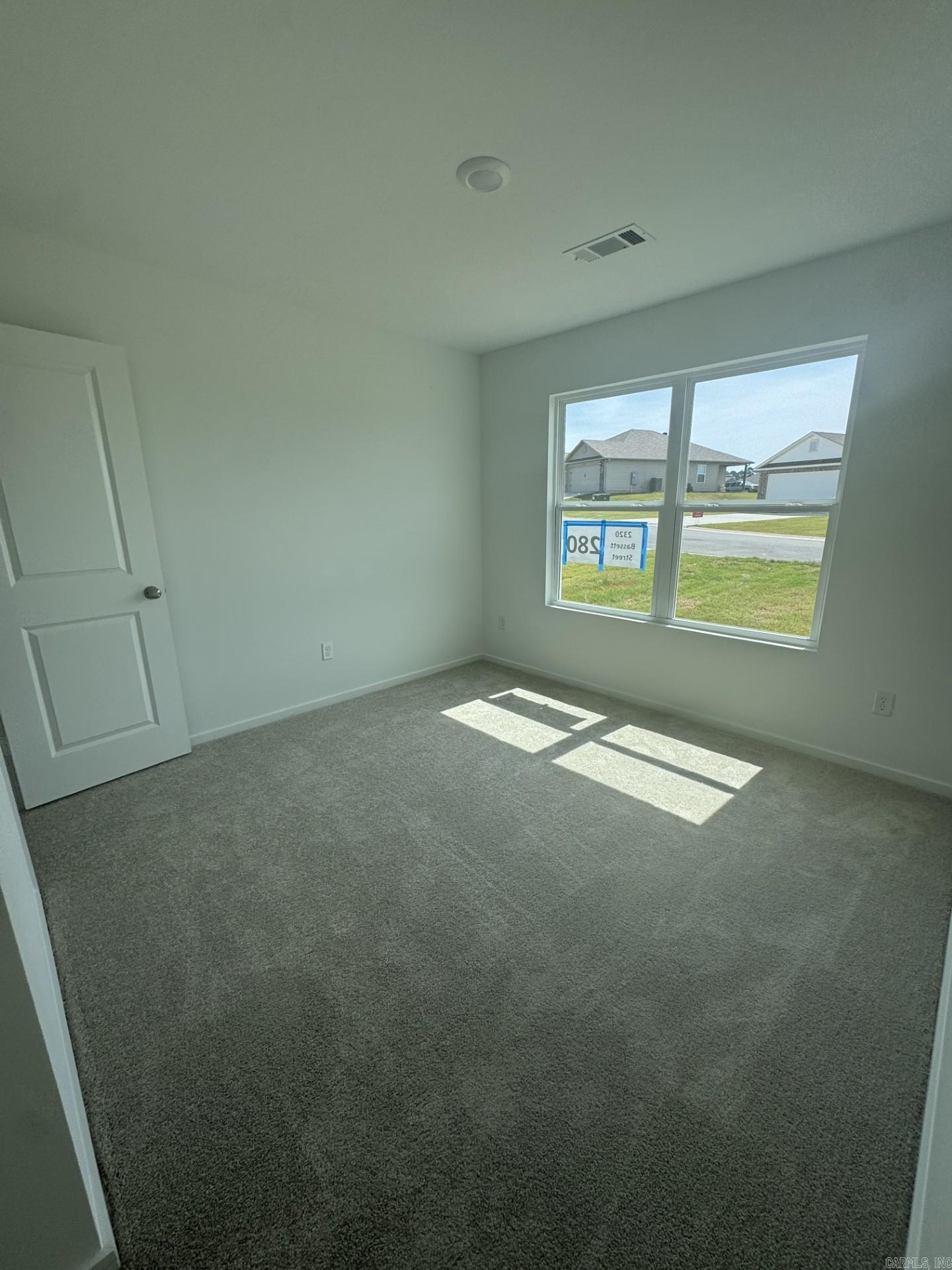 2320 Bassett Street Property Photo 9