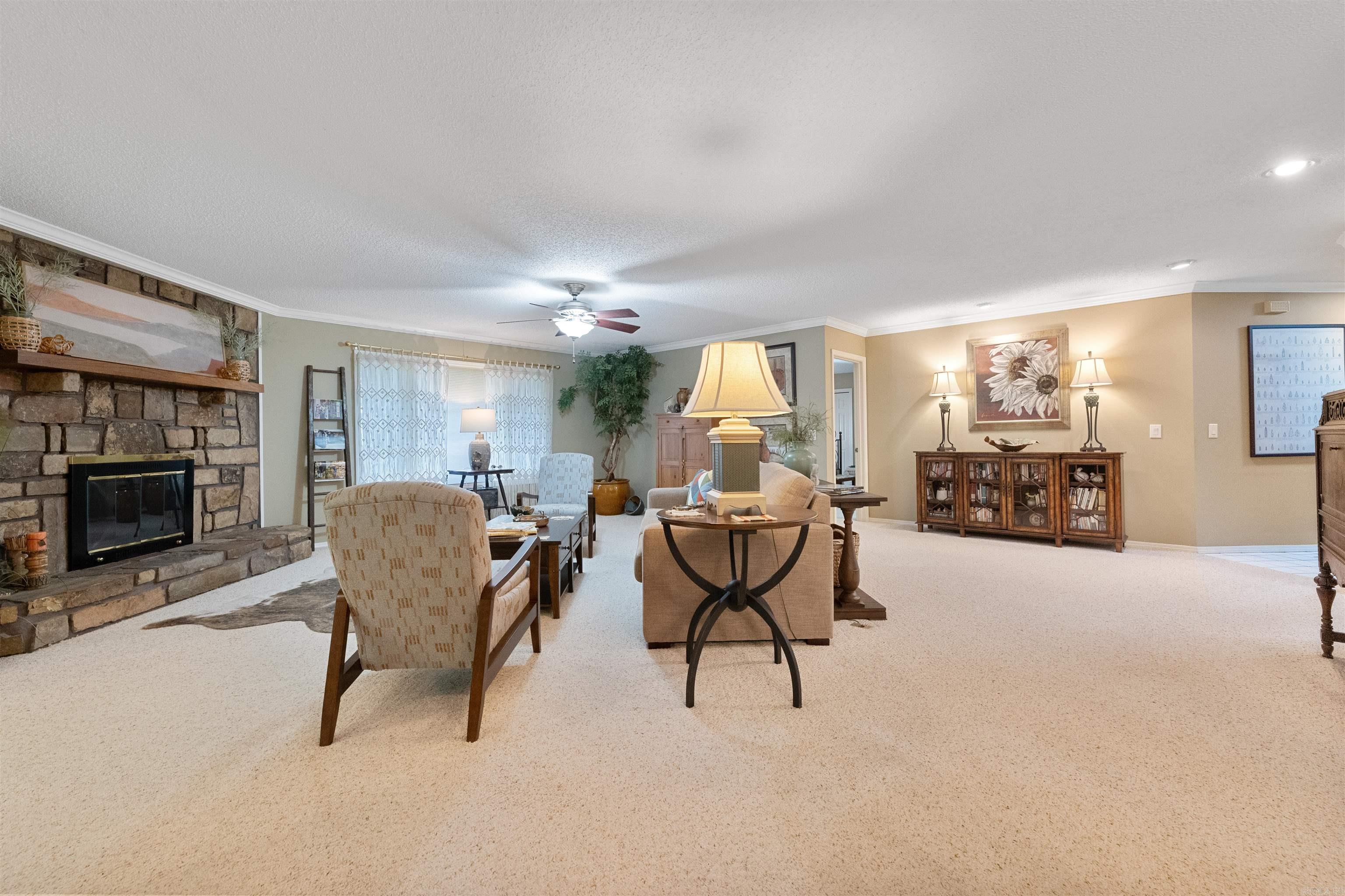 2 Charnela Lane Property Photo 9