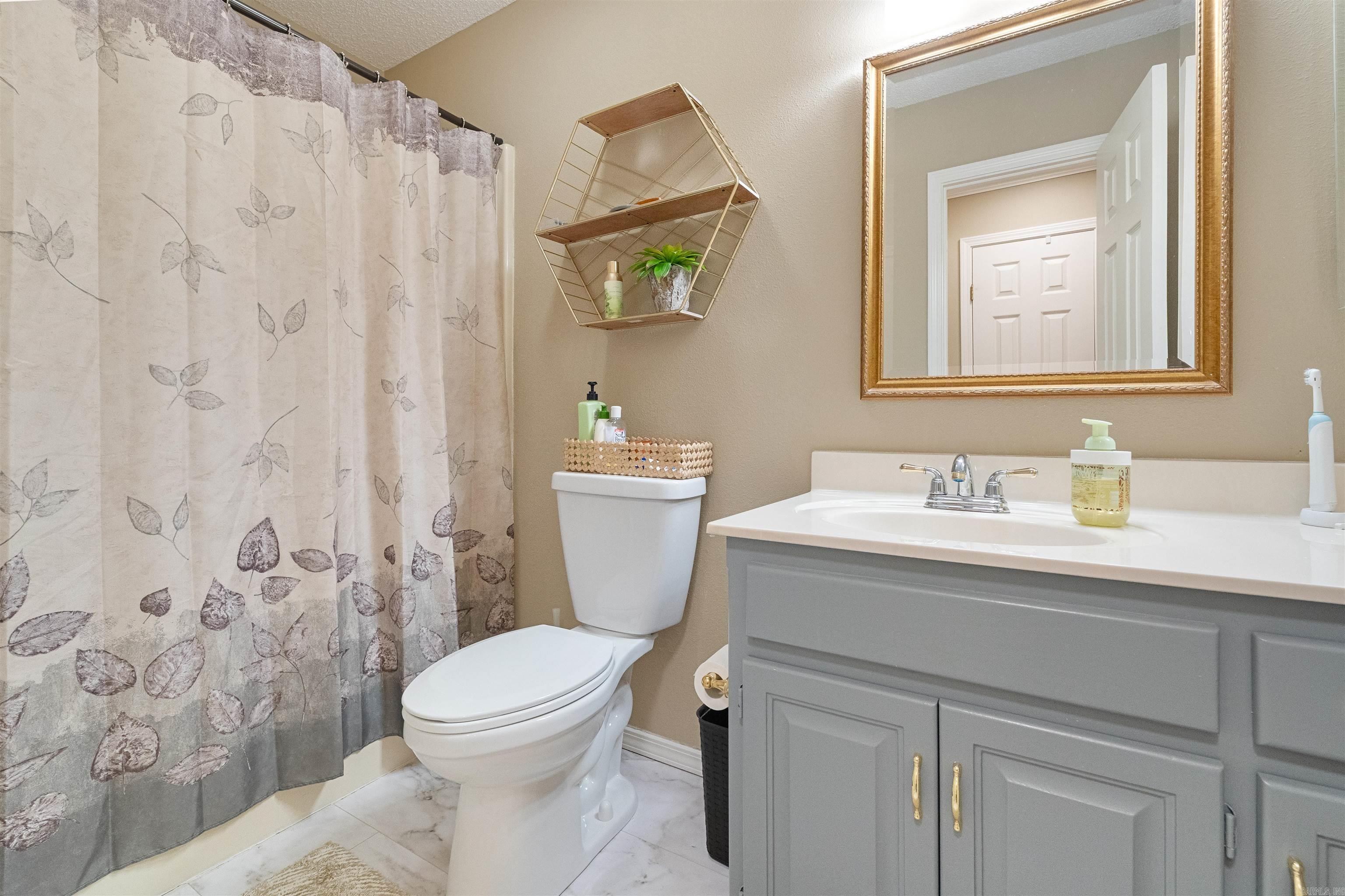 2 Charnela Lane Property Photo 29