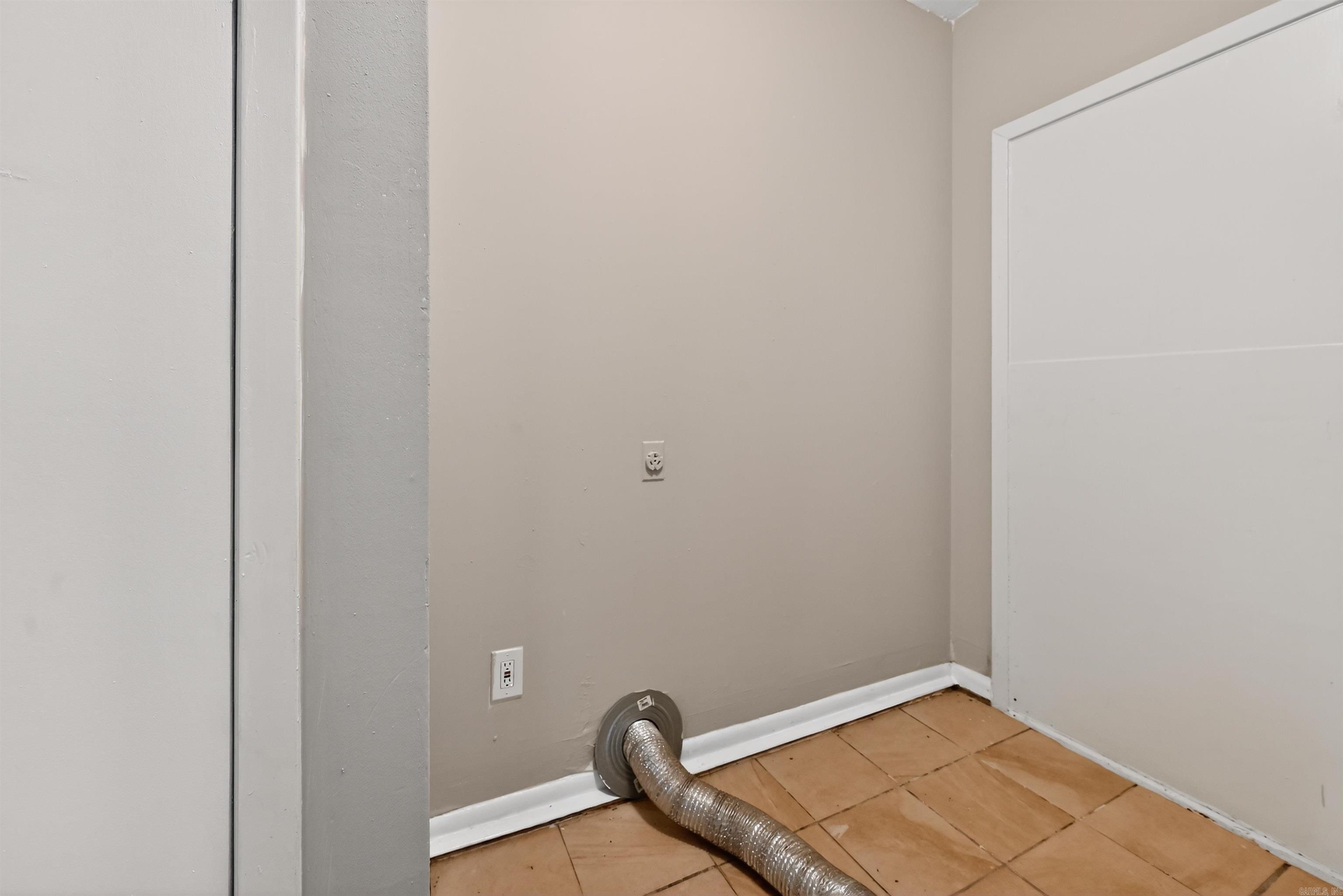 40 Regency Cir Circle Property Photo 27