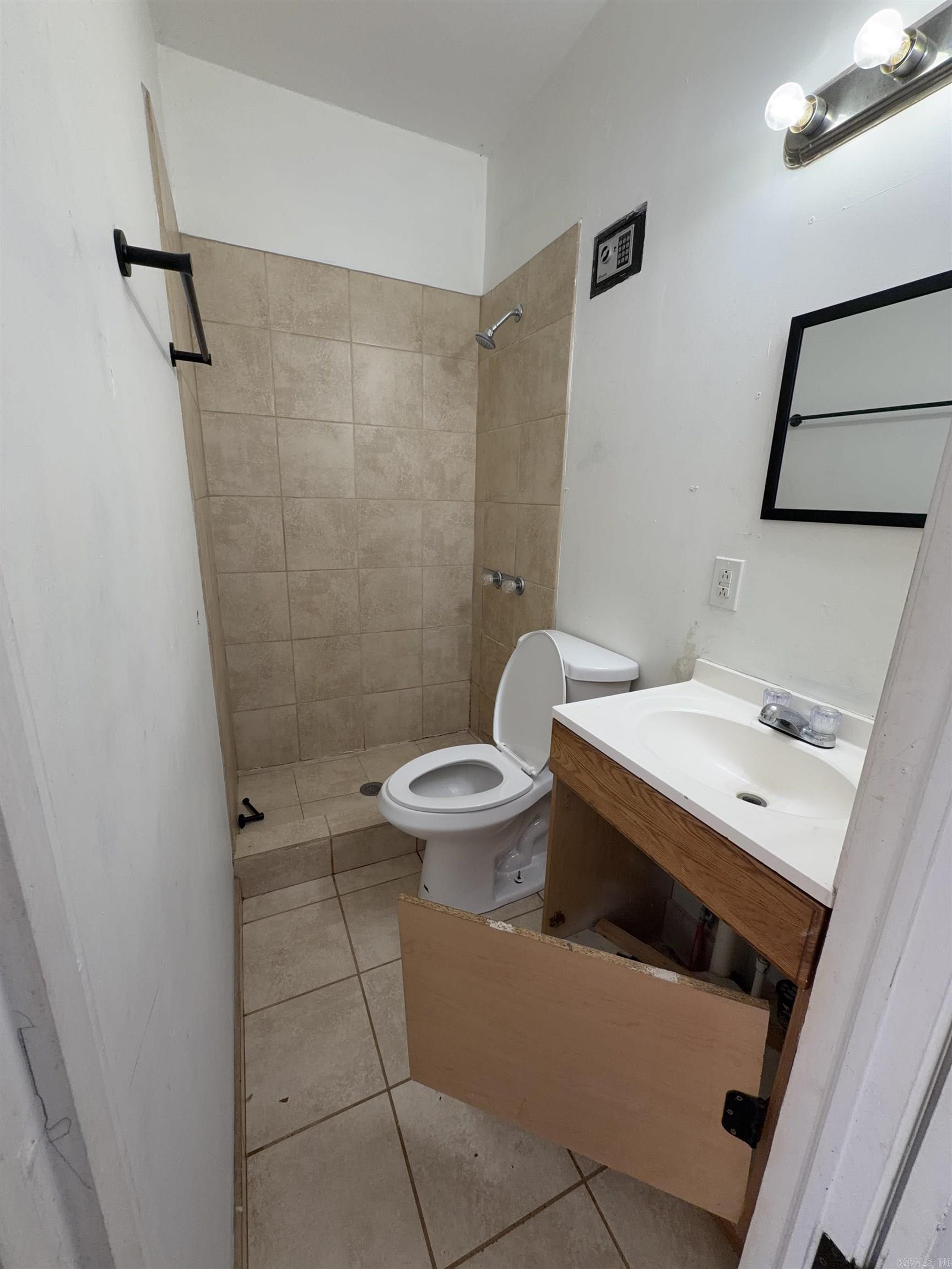 1012 W Huntington Property Photo 11