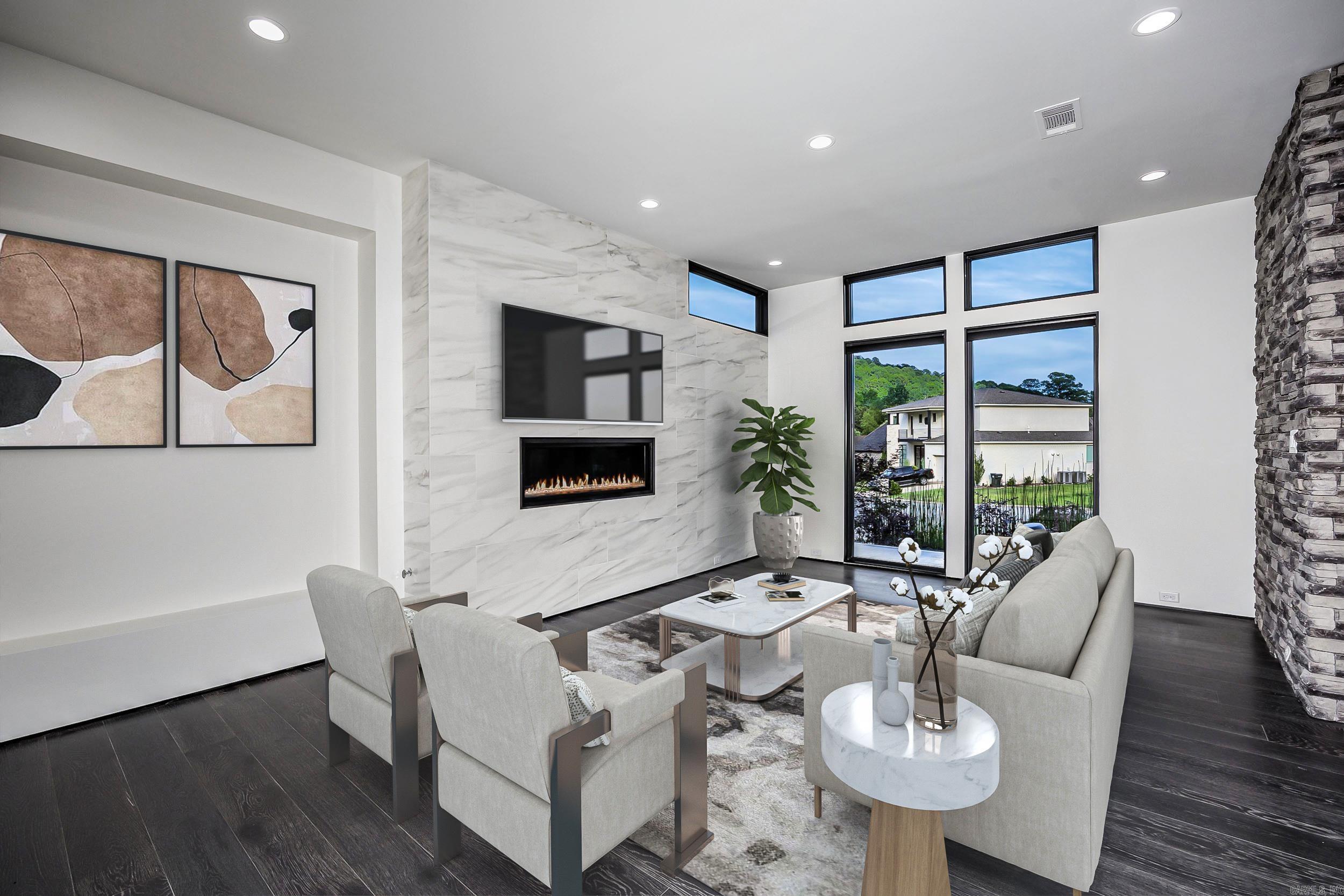 31 La Scala Court Property Photo 3