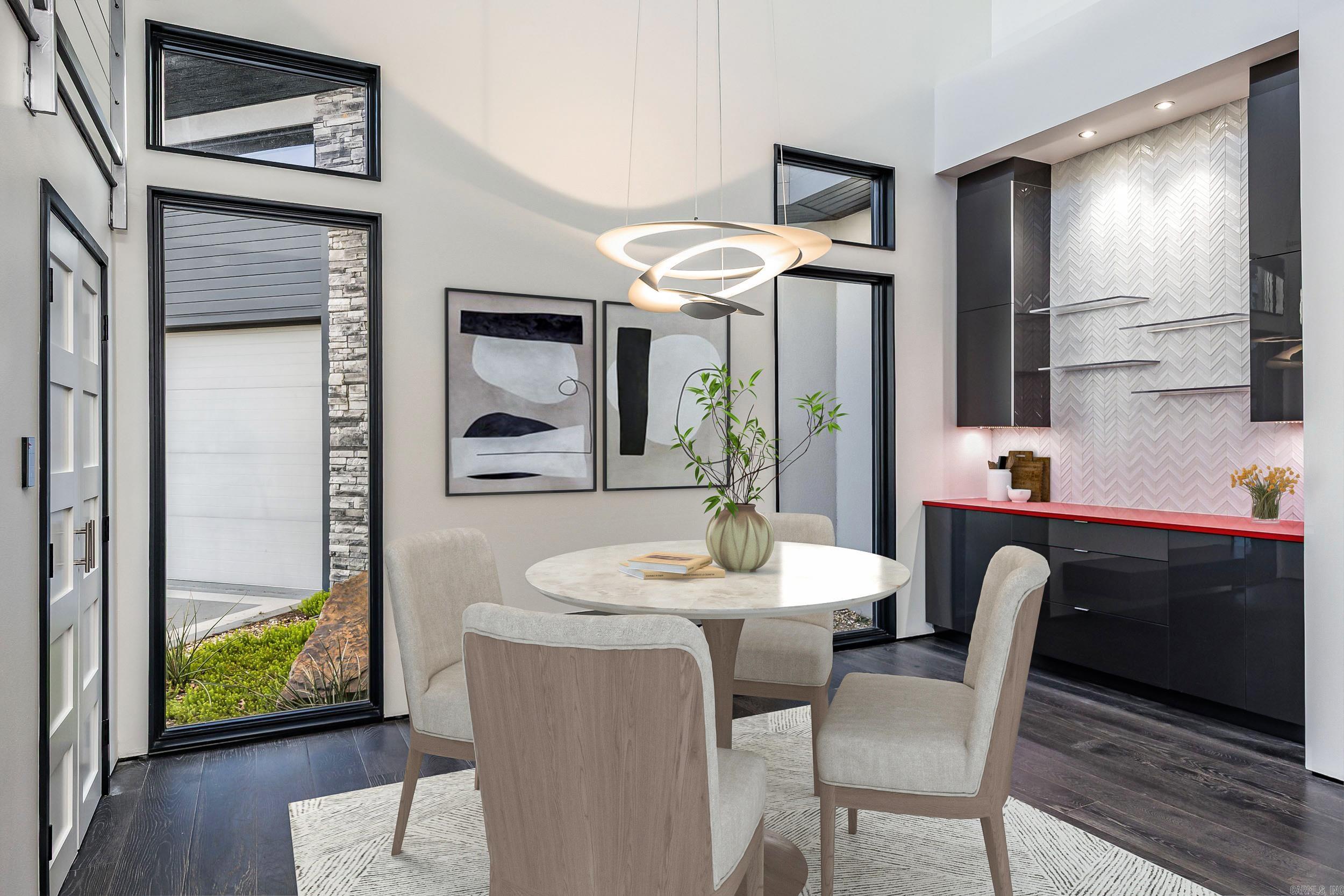 31 La Scala Court Property Photo 4