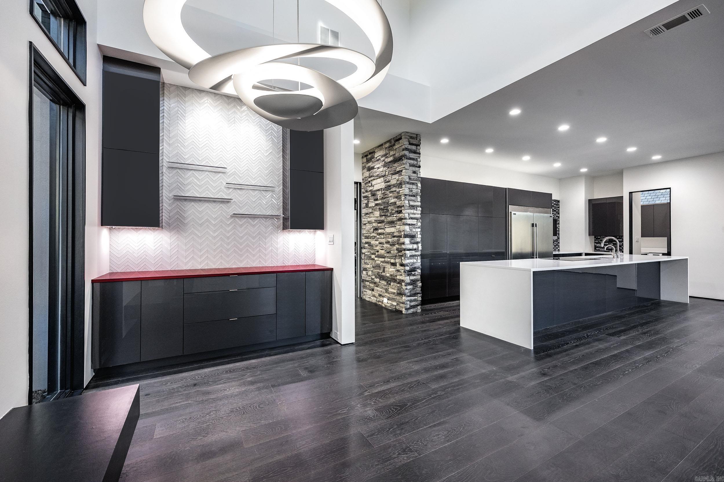 31 La Scala Court Property Photo 10
