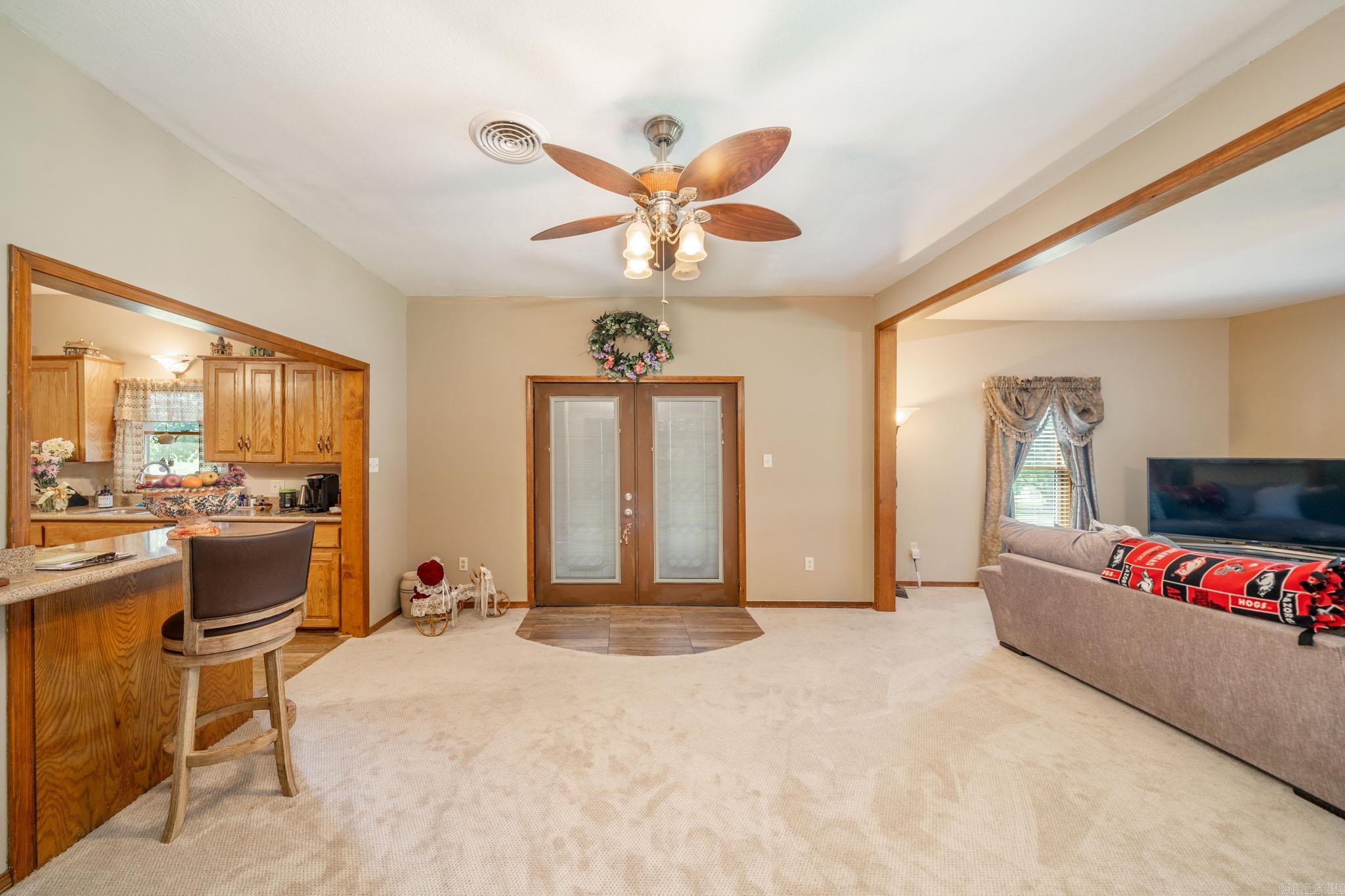 389 N Highway 174 Property Photo 4