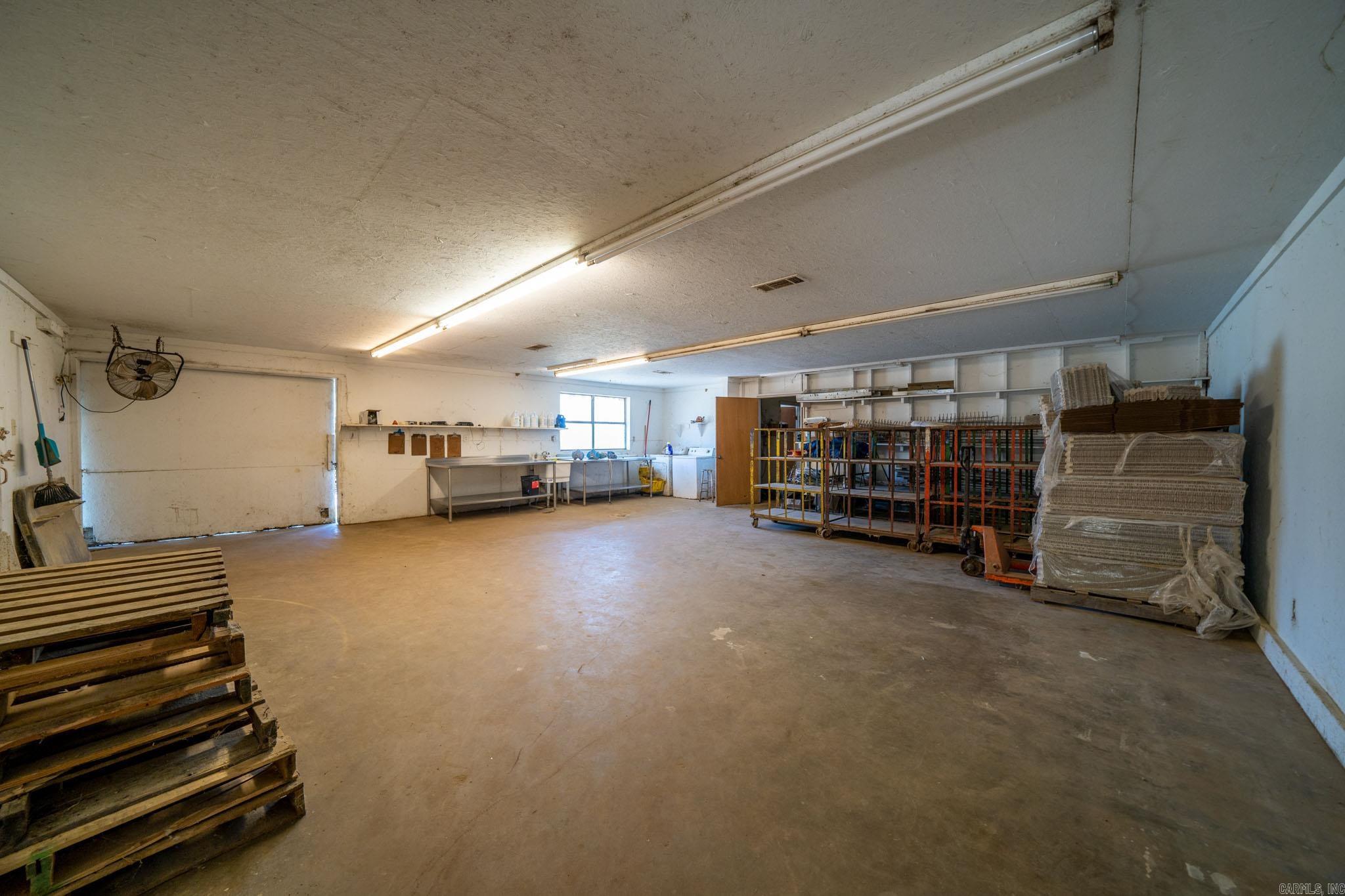 389 N Highway 174 Property Photo 31