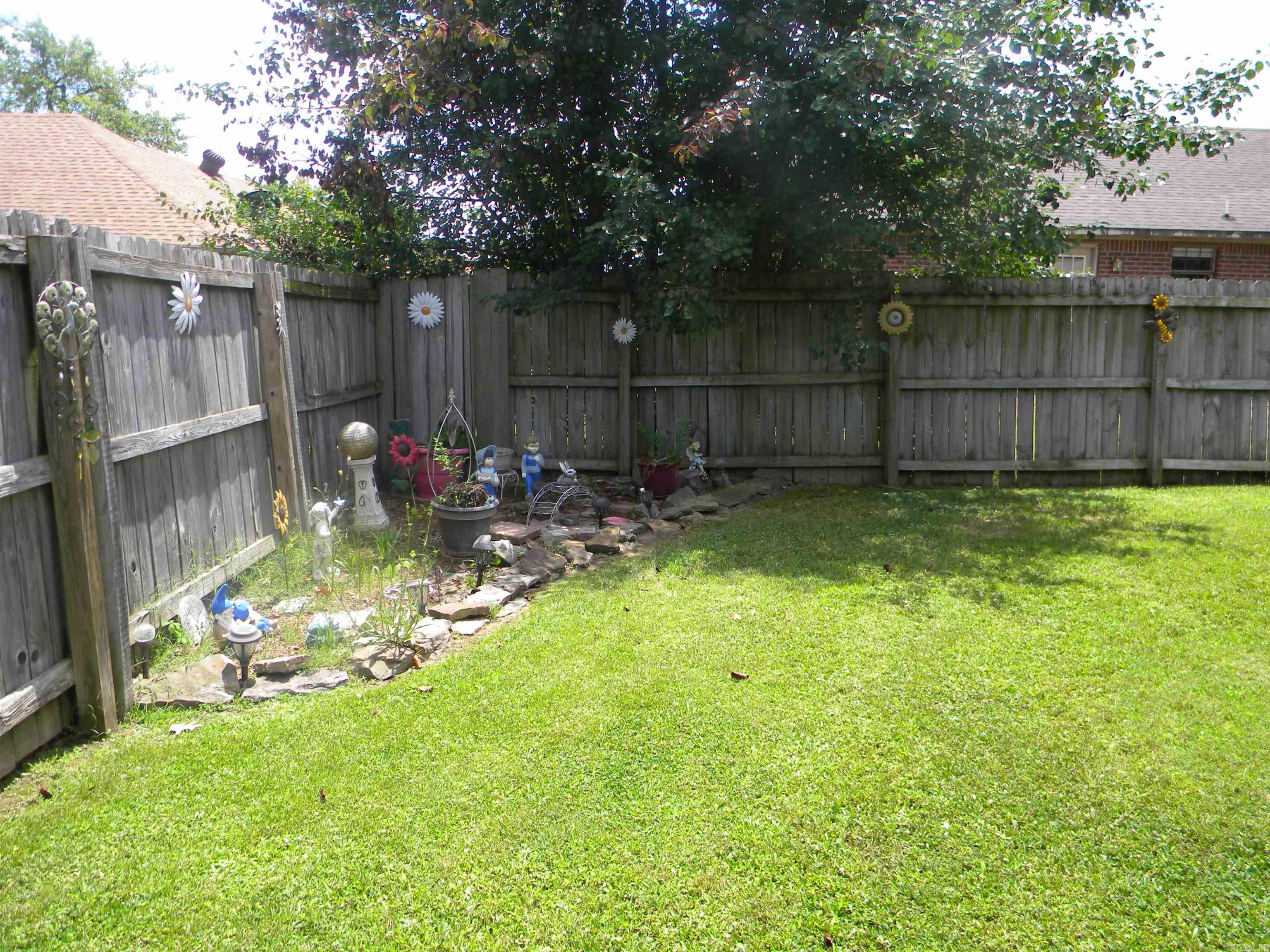 3206 Pin Oak Drive Property Photo 11