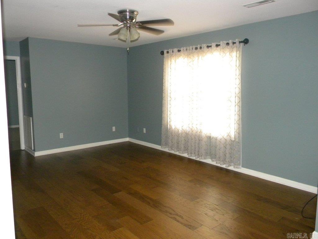 3206 Pin Oak Drive Property Photo 15