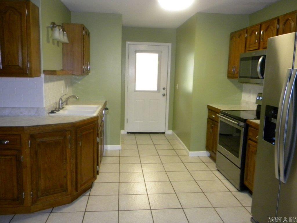 3206 Pin Oak Drive Property Photo 18