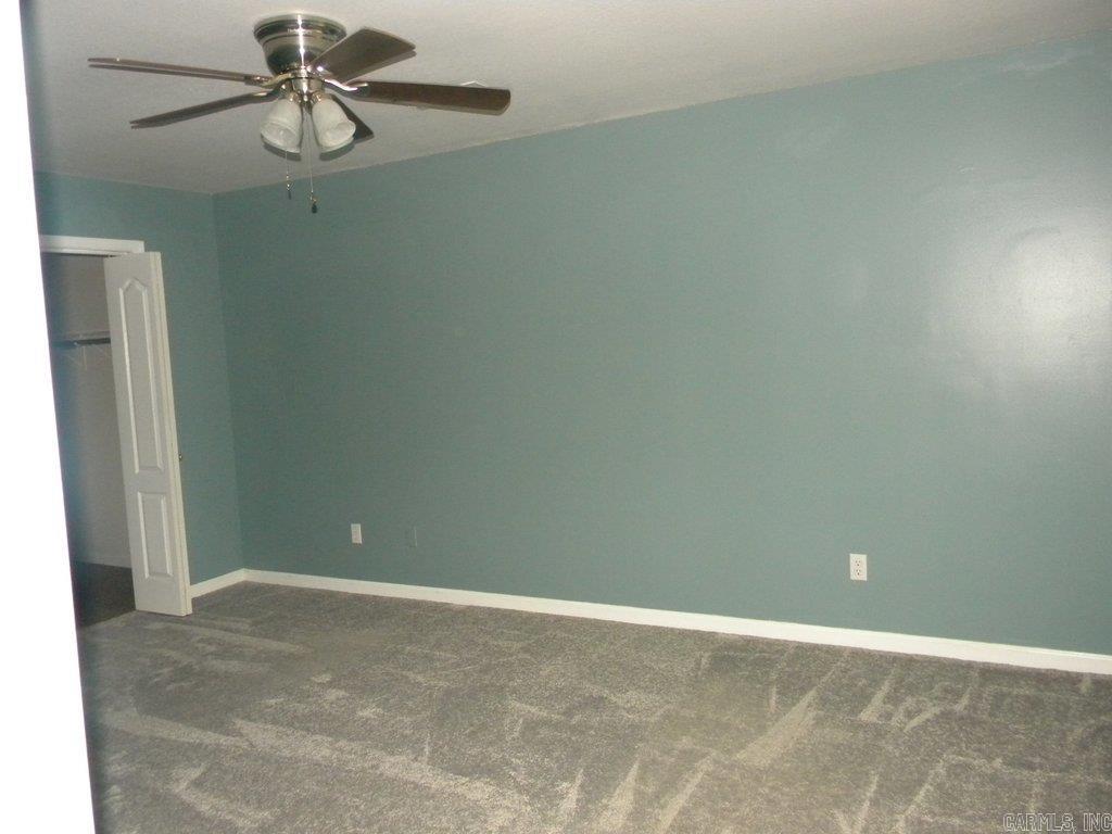 3206 Pin Oak Drive Property Photo 22