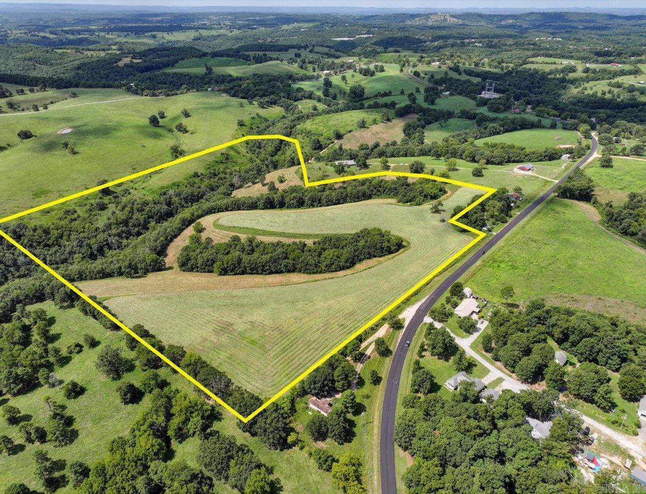 000 Highway 14 Property Photo 1