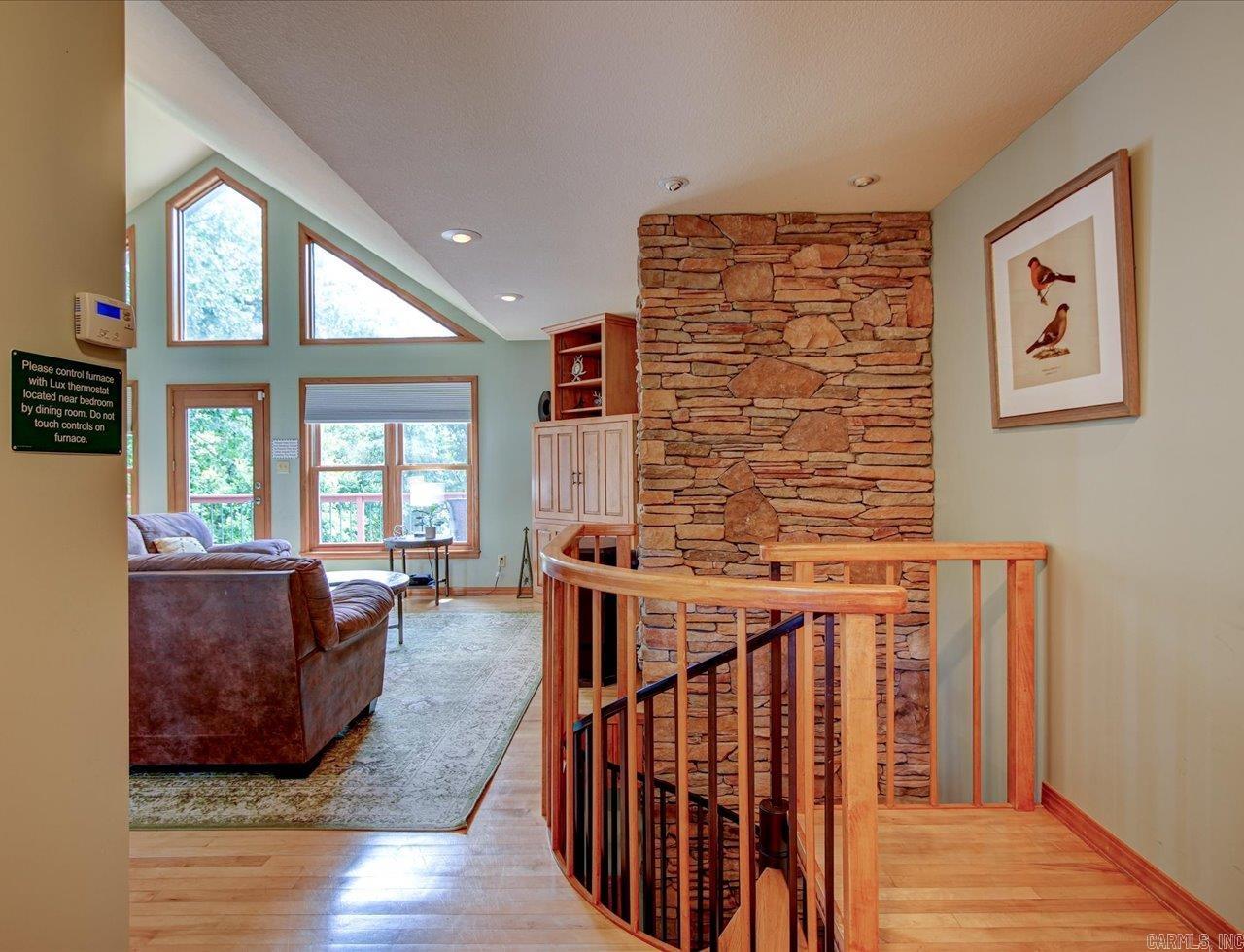 370 Star Lane Property Photo 8