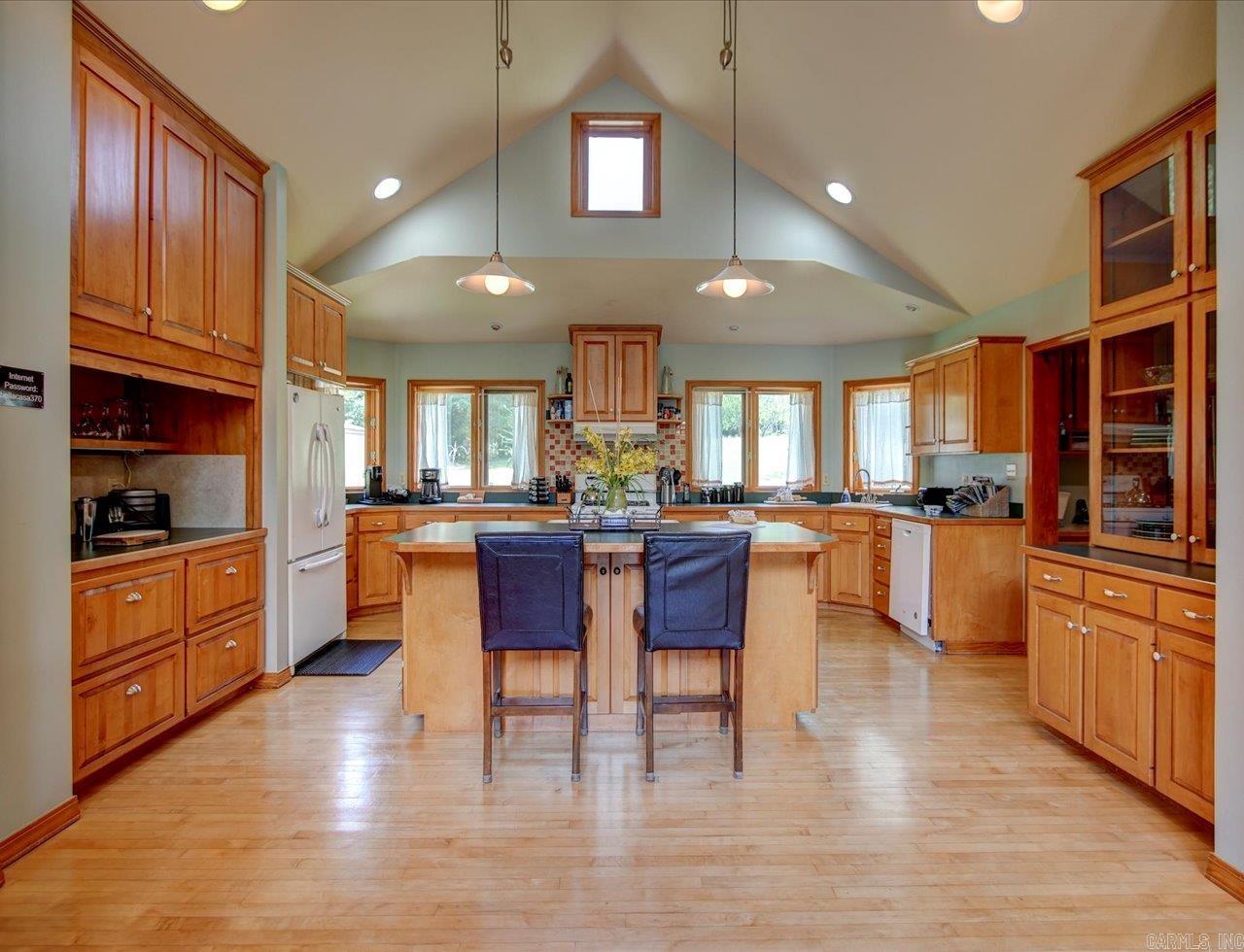 370 Star Lane Property Photo 12