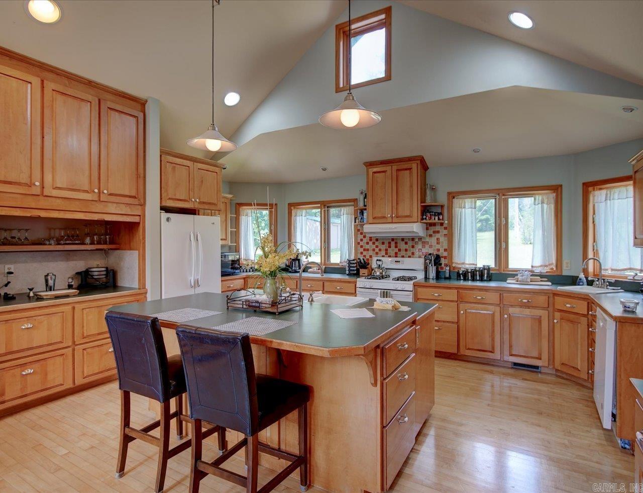 370 Star Lane Property Photo 14