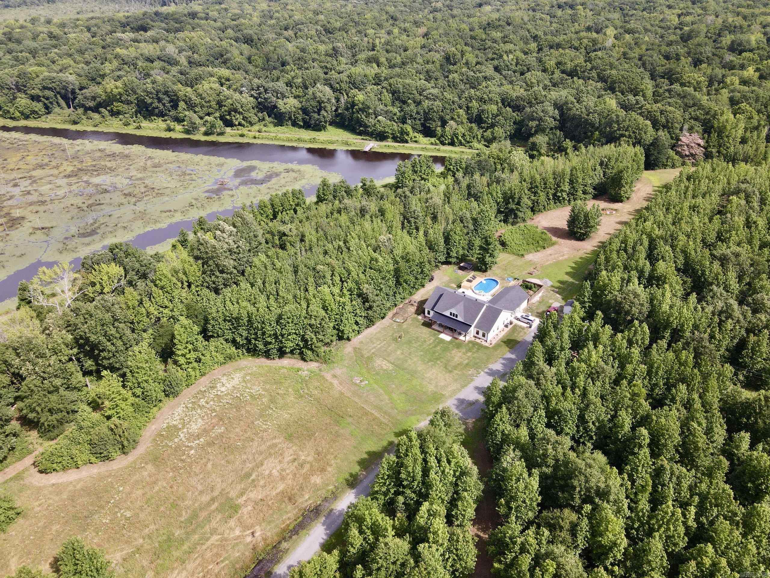 365 Buck Glade Road Property Photo 4