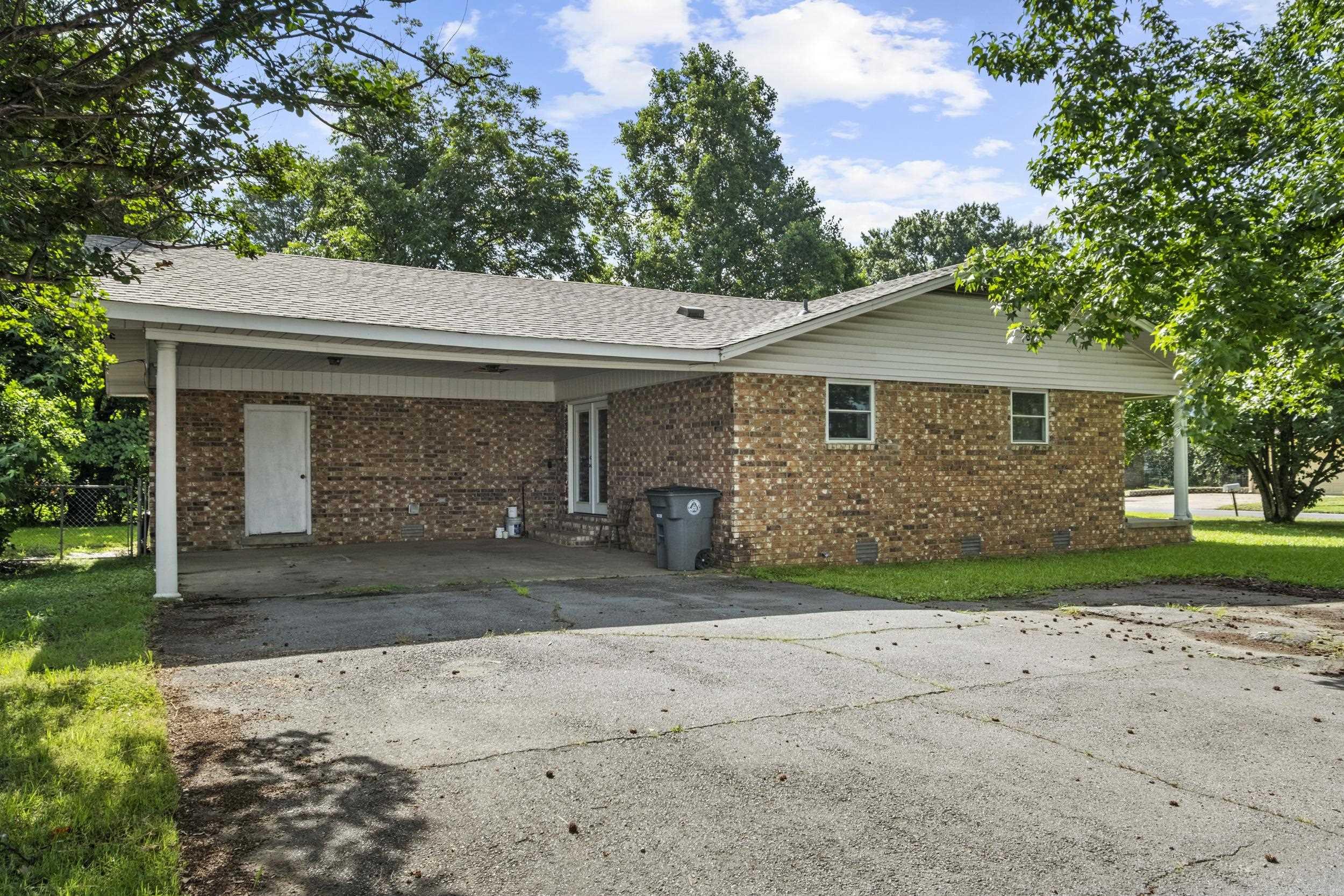 76 Mohawk Property Photo 5