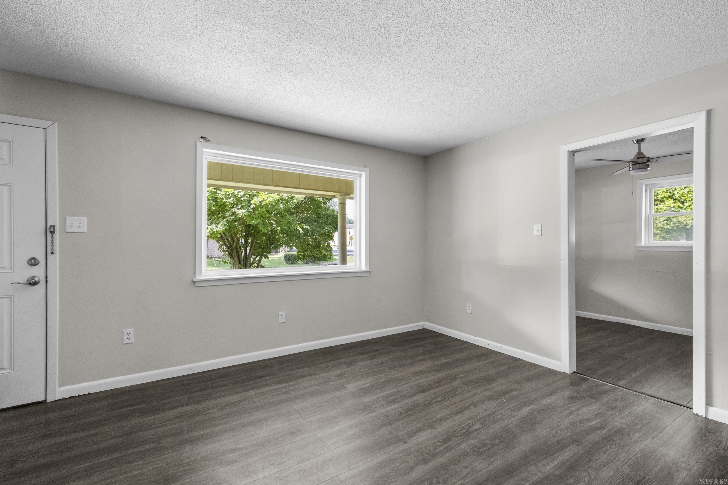 76 Mohawk Property Photo 11