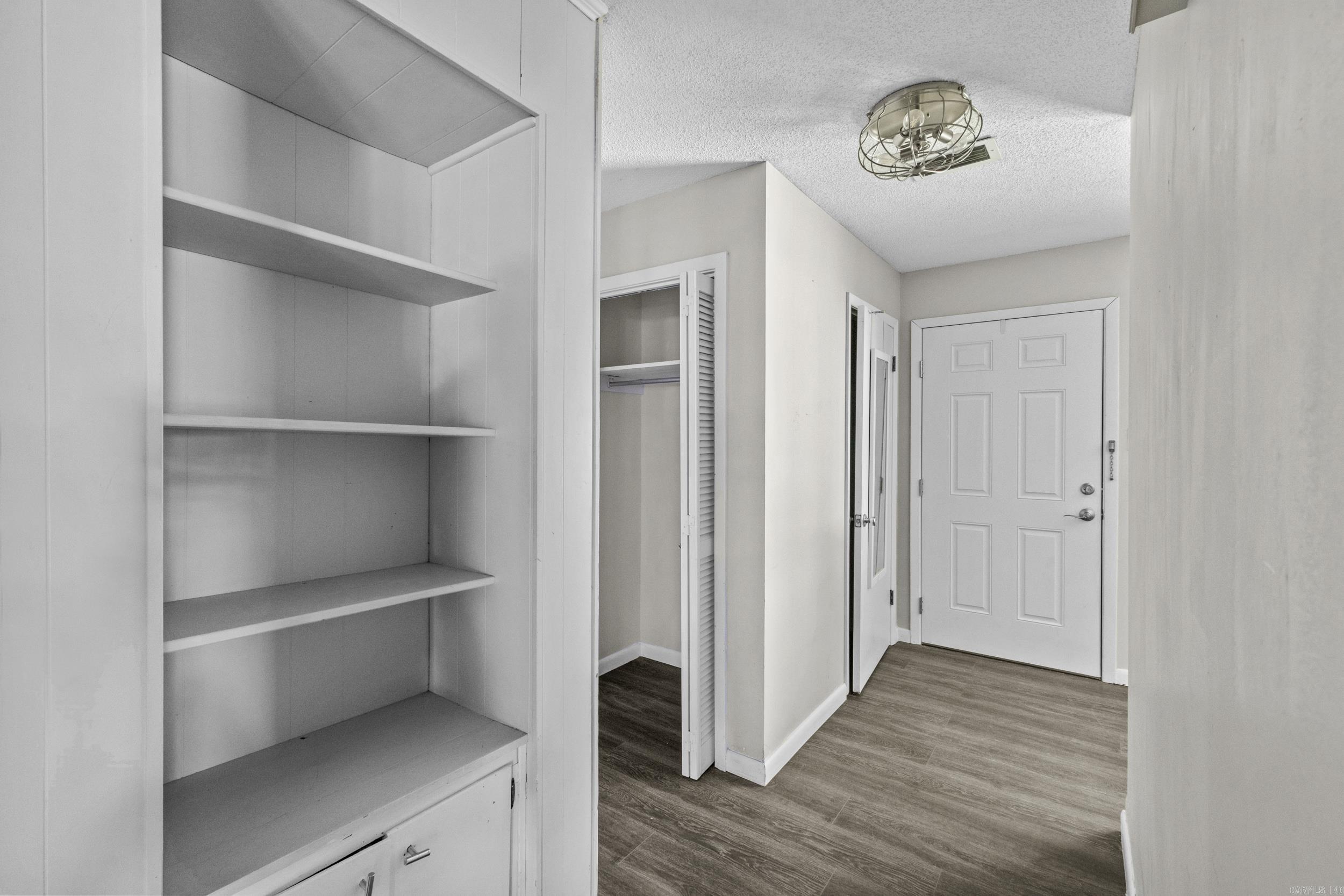 76 Mohawk Property Photo 12