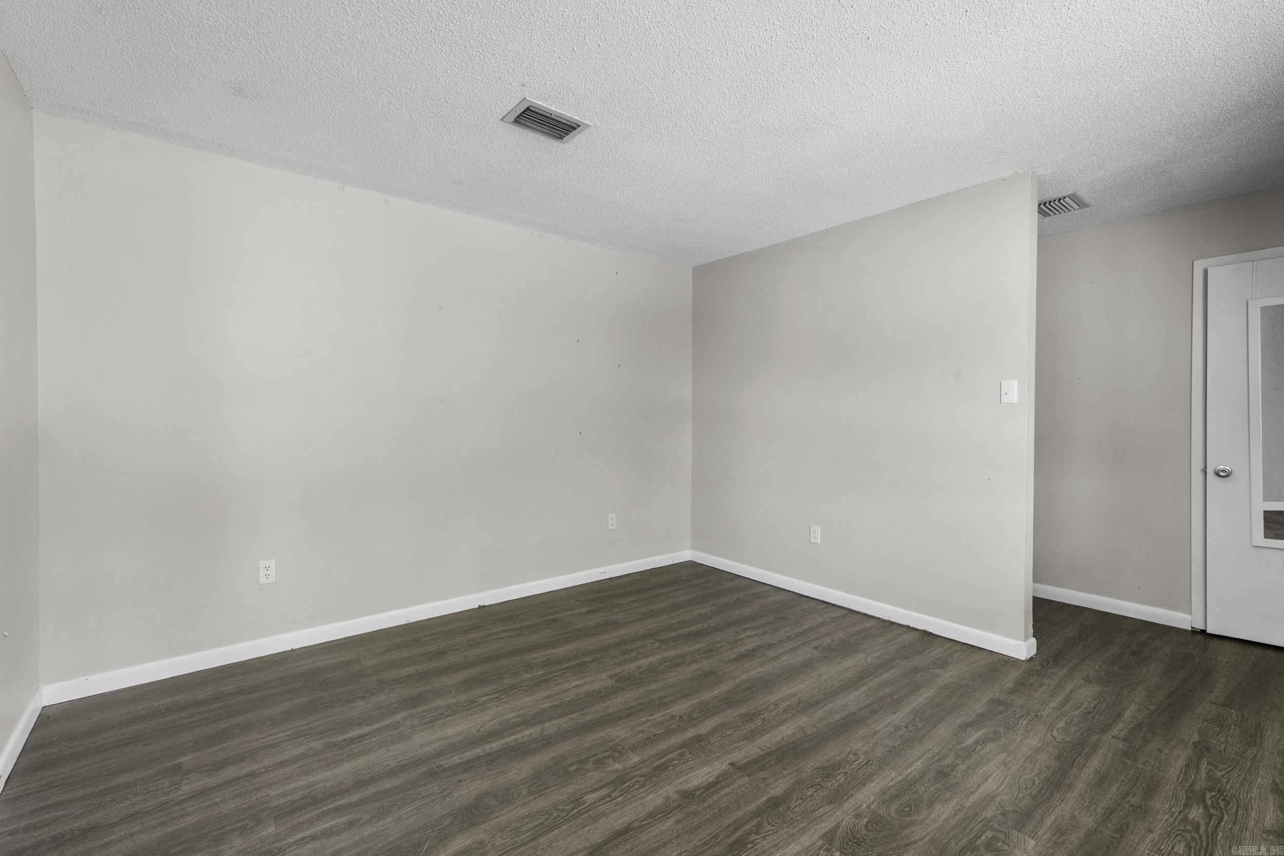 76 Mohawk Property Photo 13