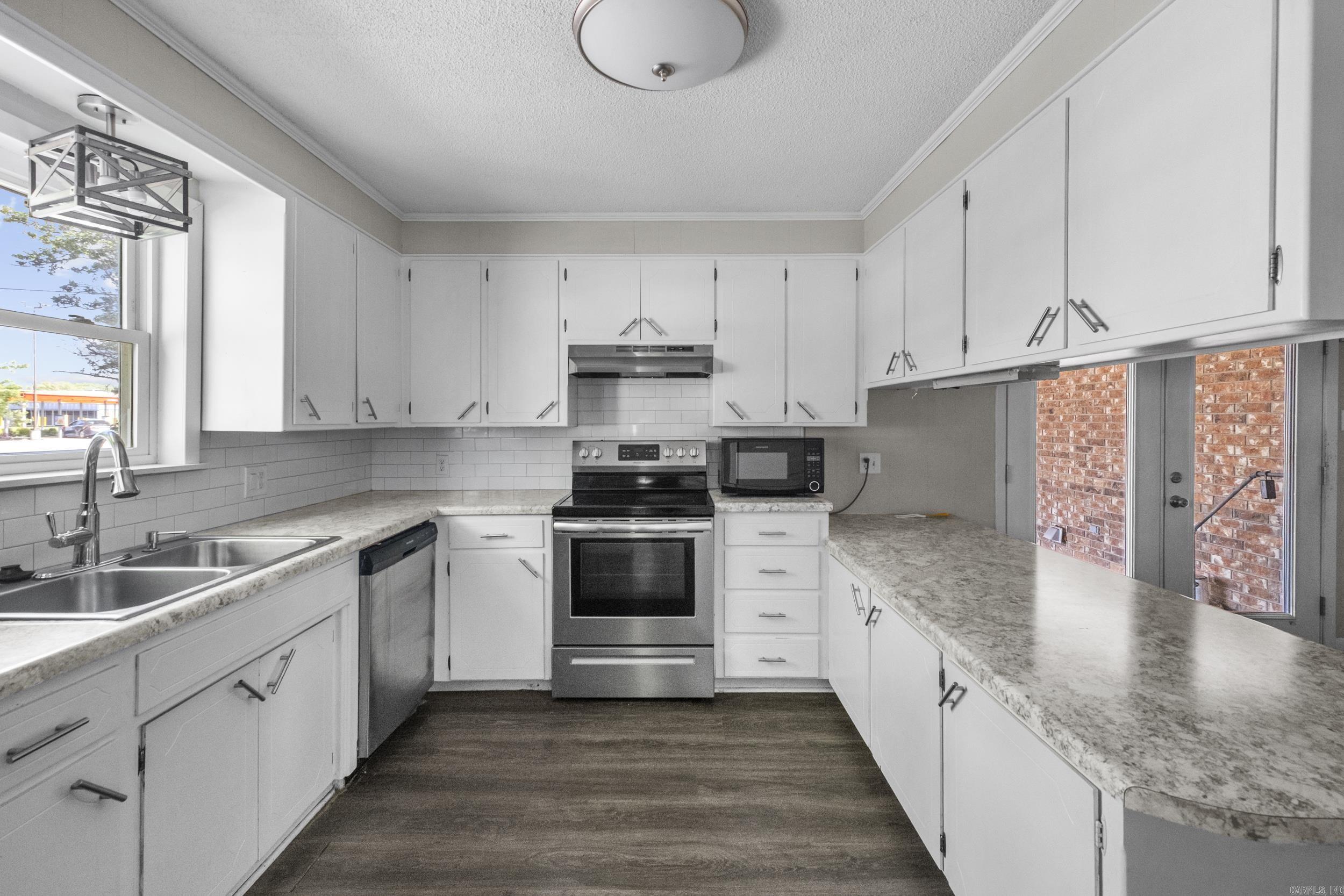 76 Mohawk Property Photo 17