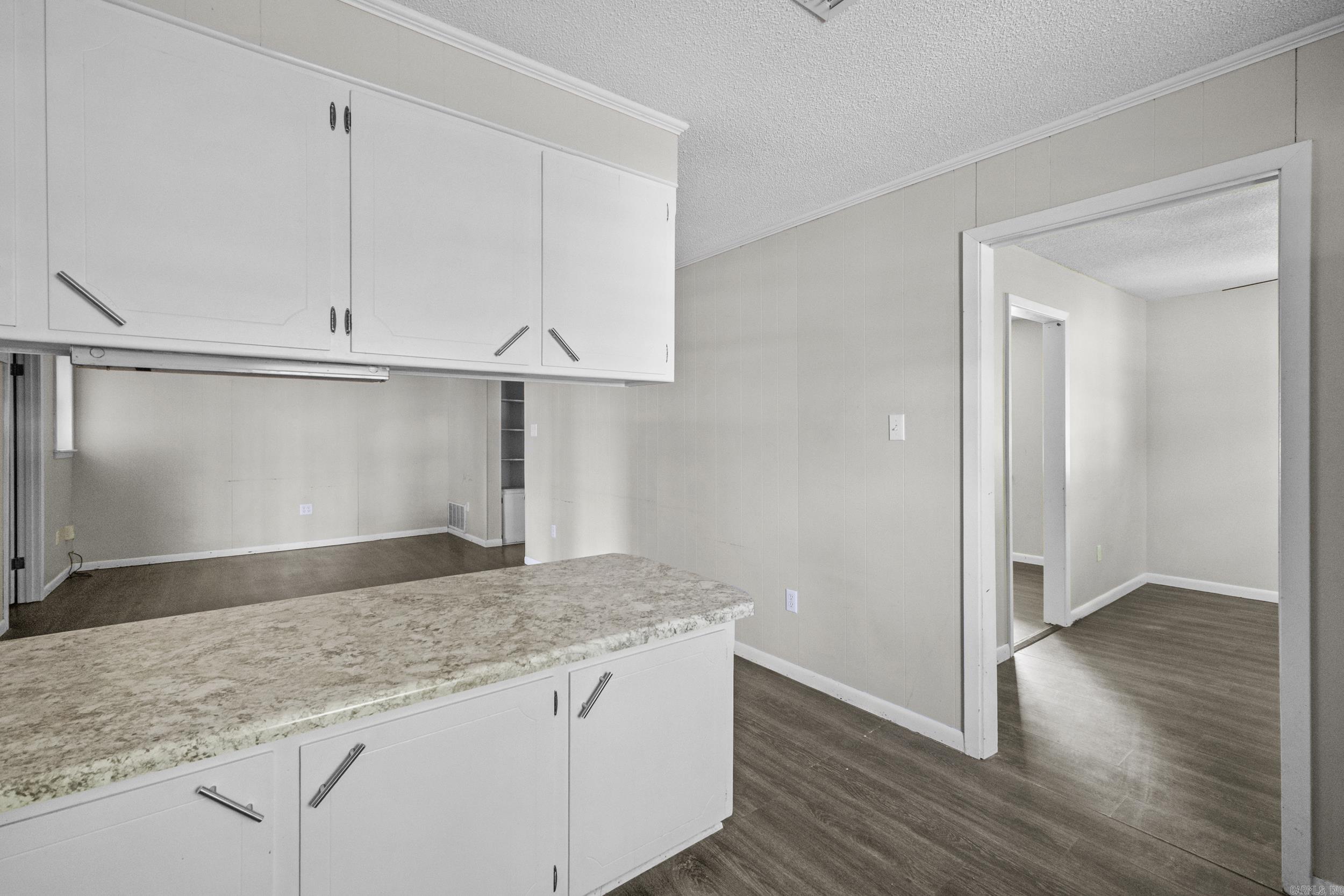 76 Mohawk Property Photo 18