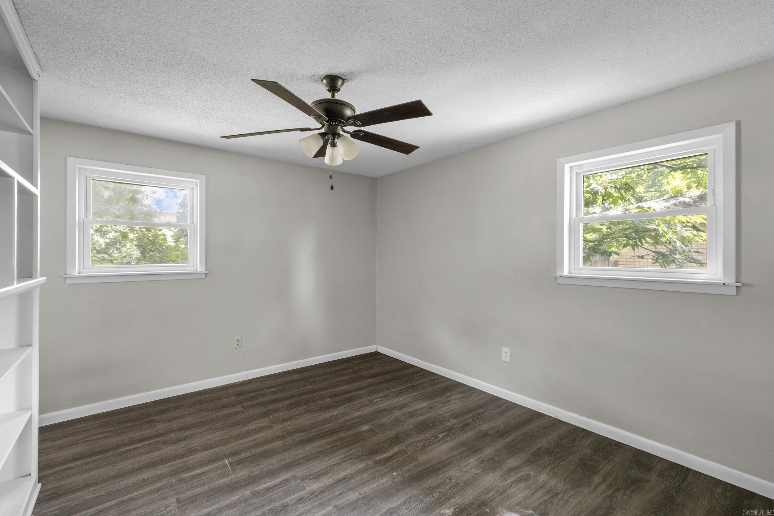 76 Mohawk Property Photo 23
