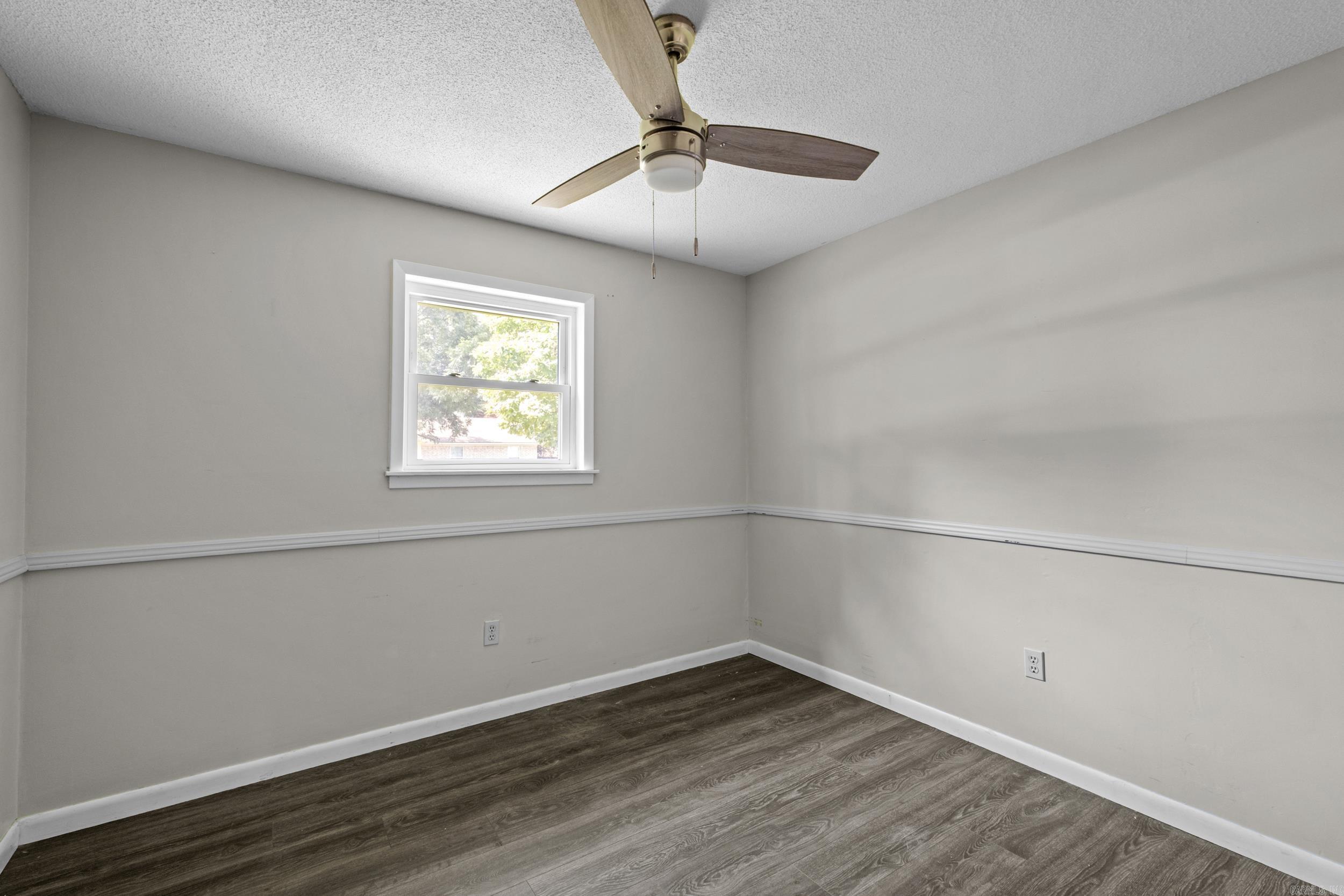 76 Mohawk Property Photo 29