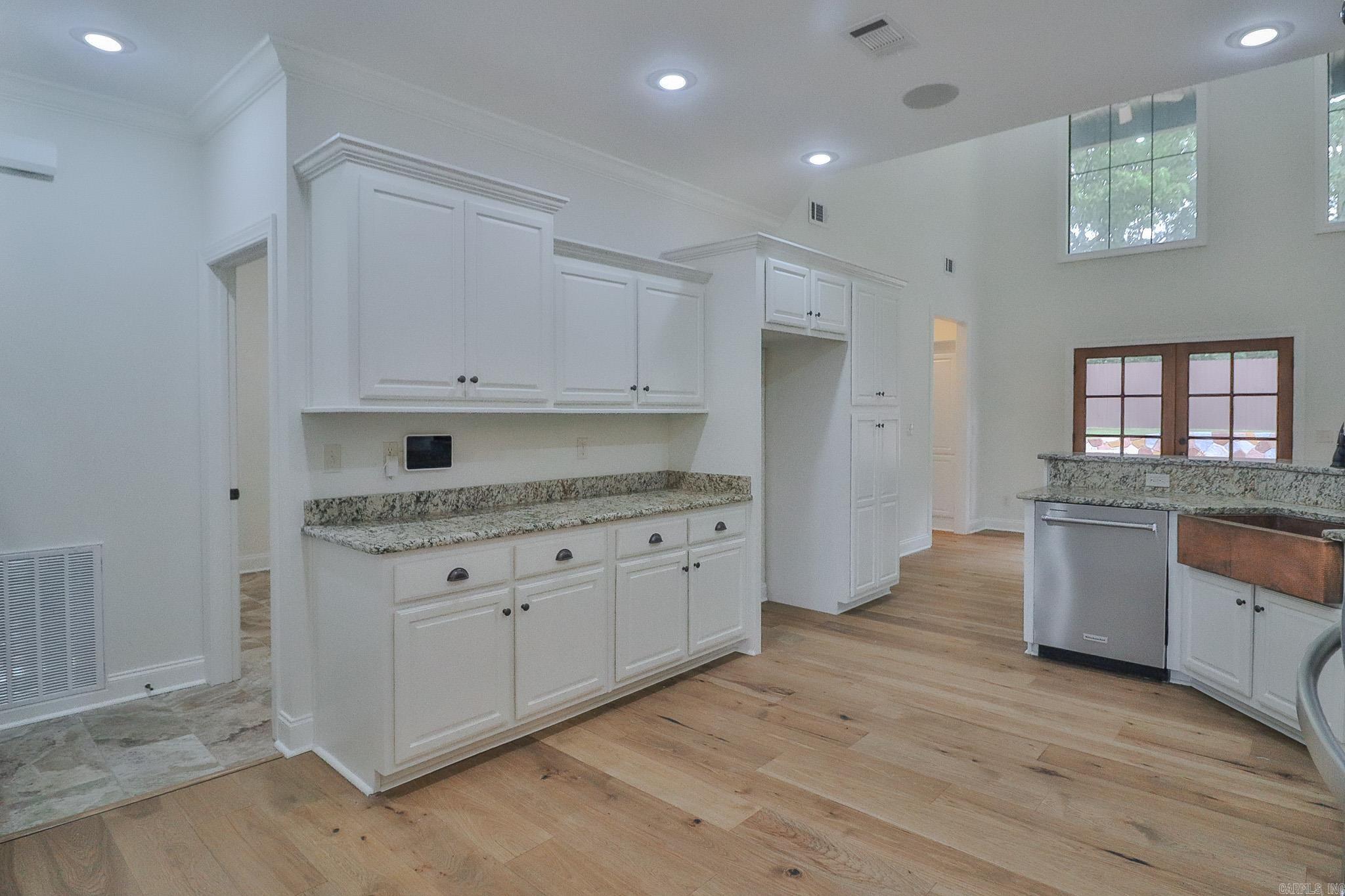 4281 Annadale Circle Property Photo 10