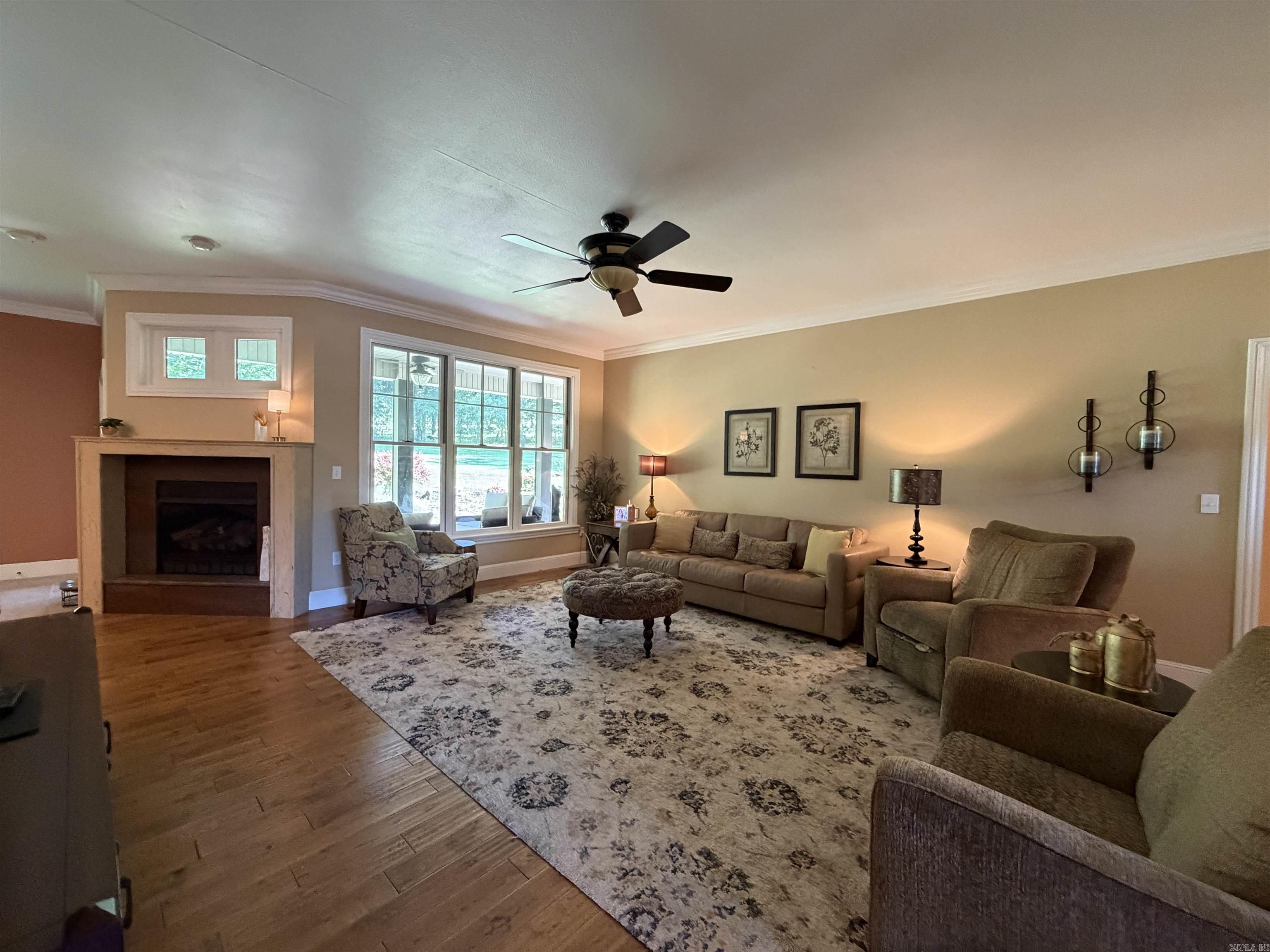 4120 Acorn Drive Property Photo 3