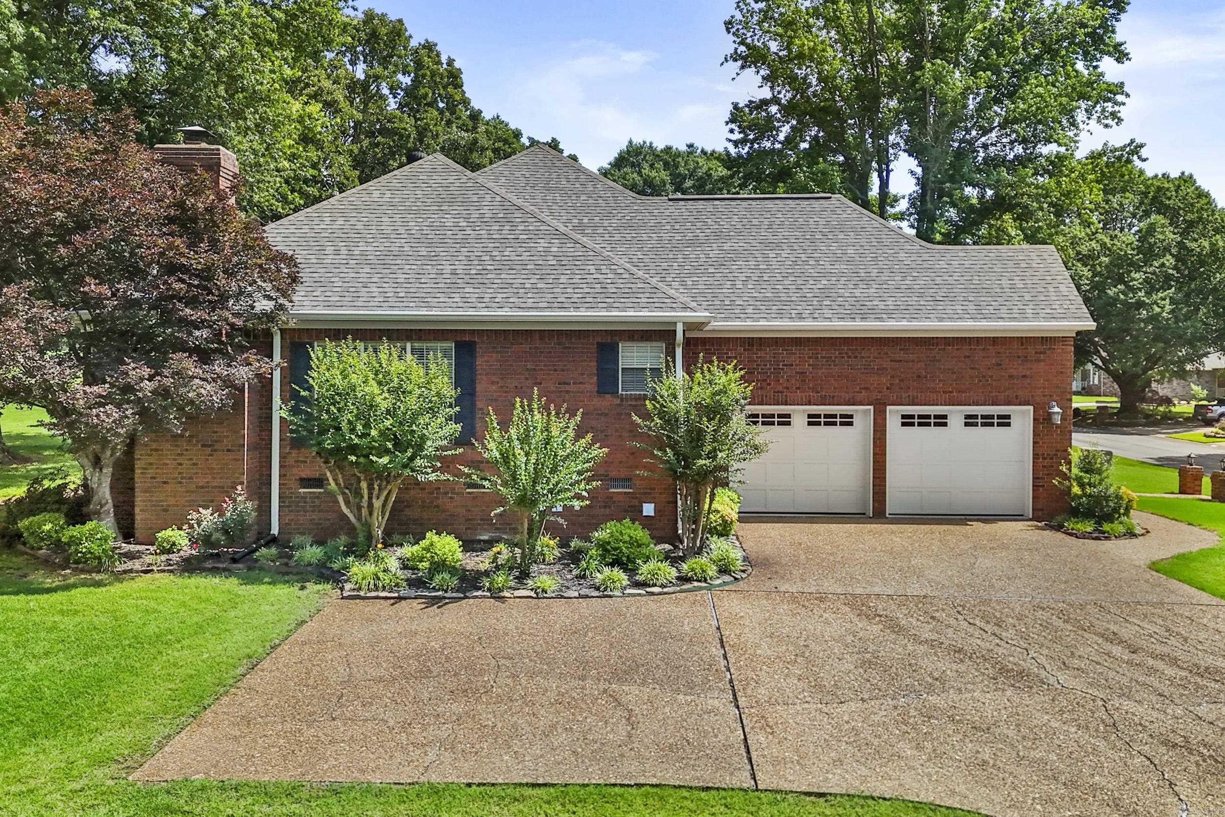 601 Live Oak Property Photo 46