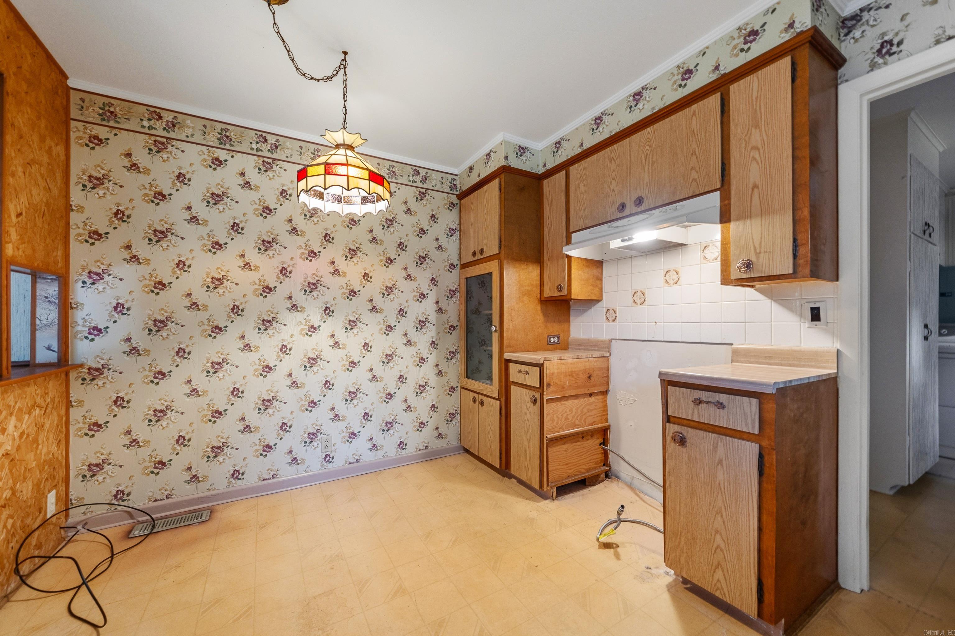 102 Dahlia St Property Photo 14