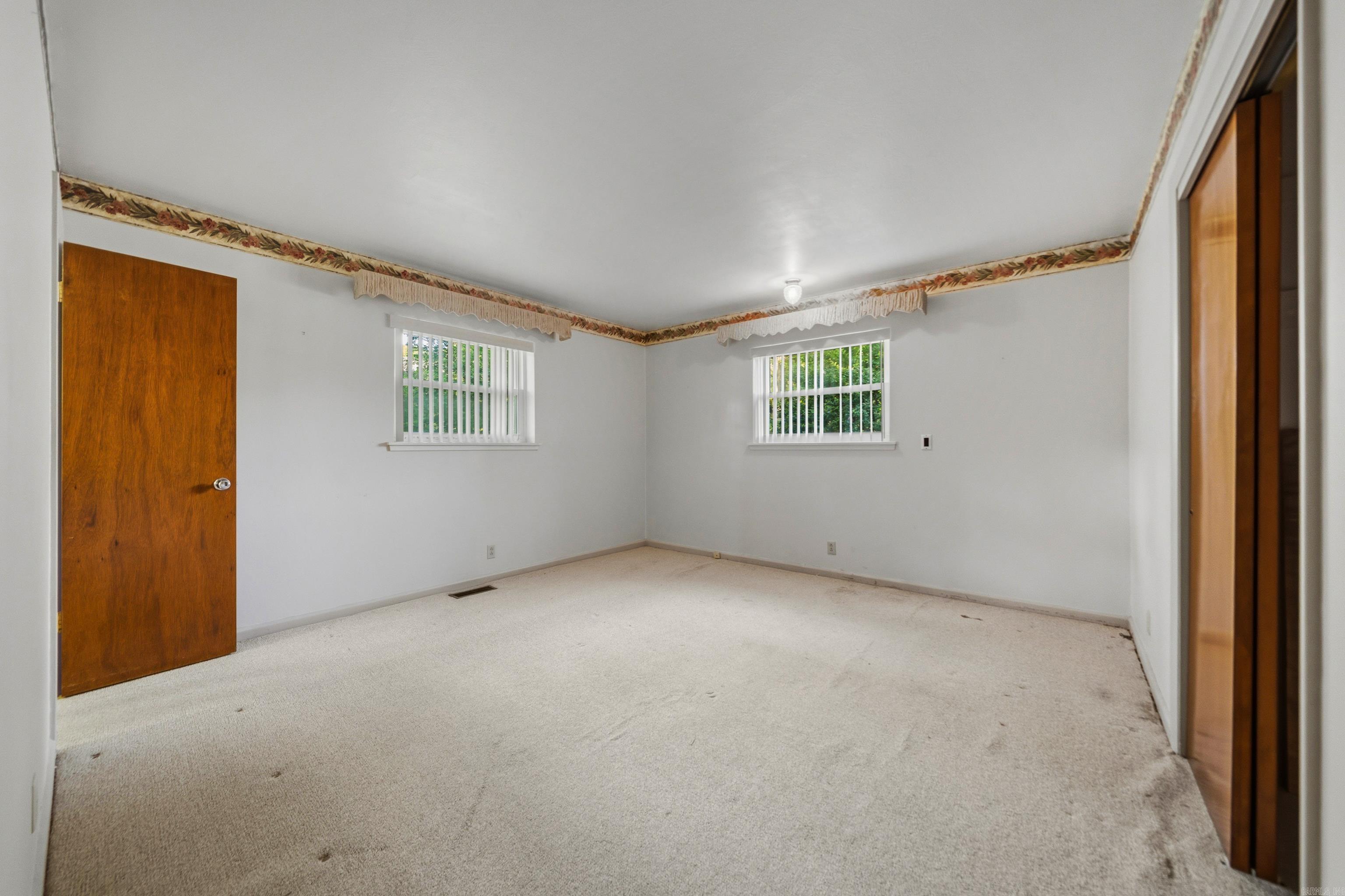 102 Dahlia St Property Photo 18