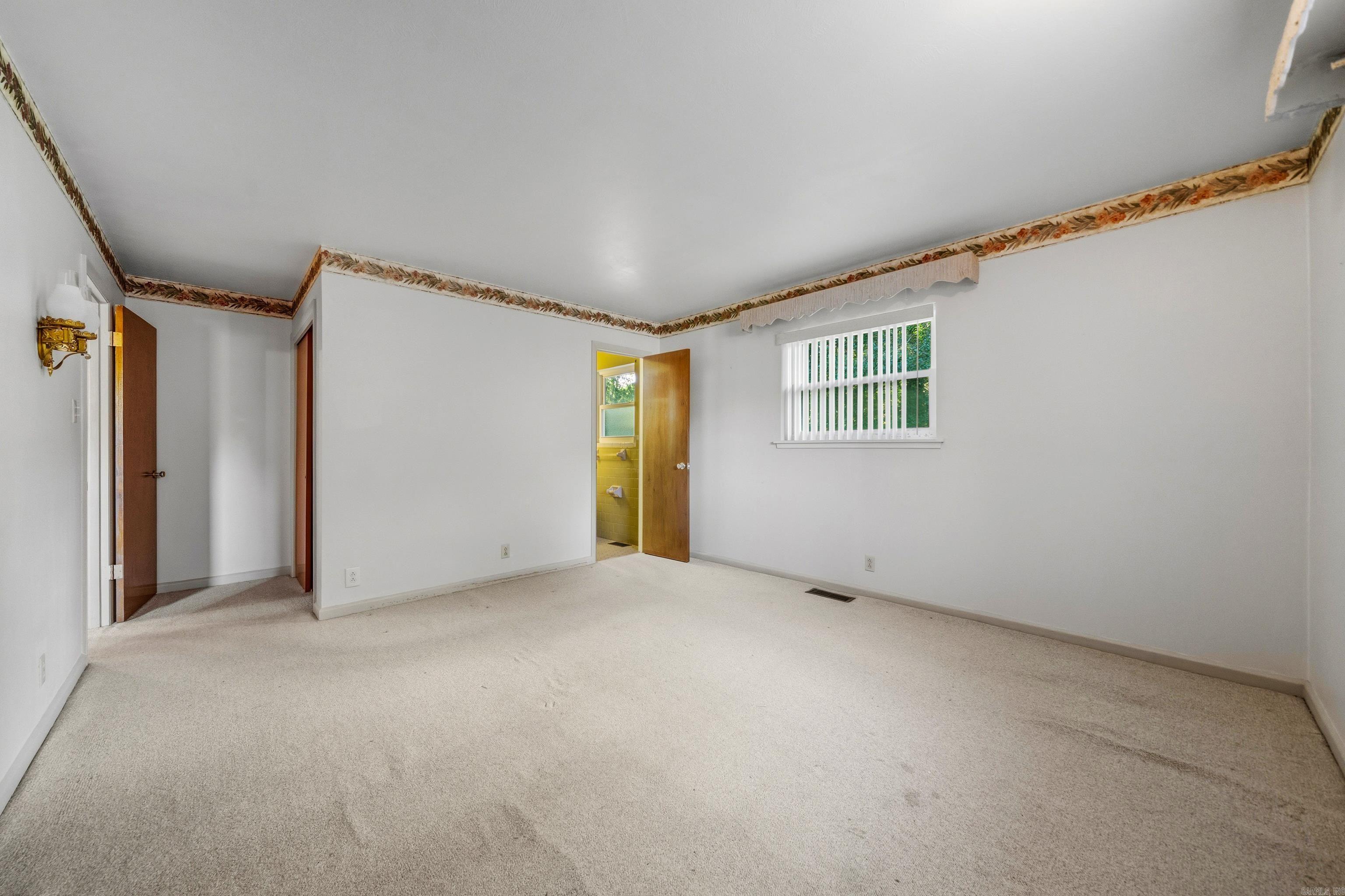 102 Dahlia St Property Photo 19