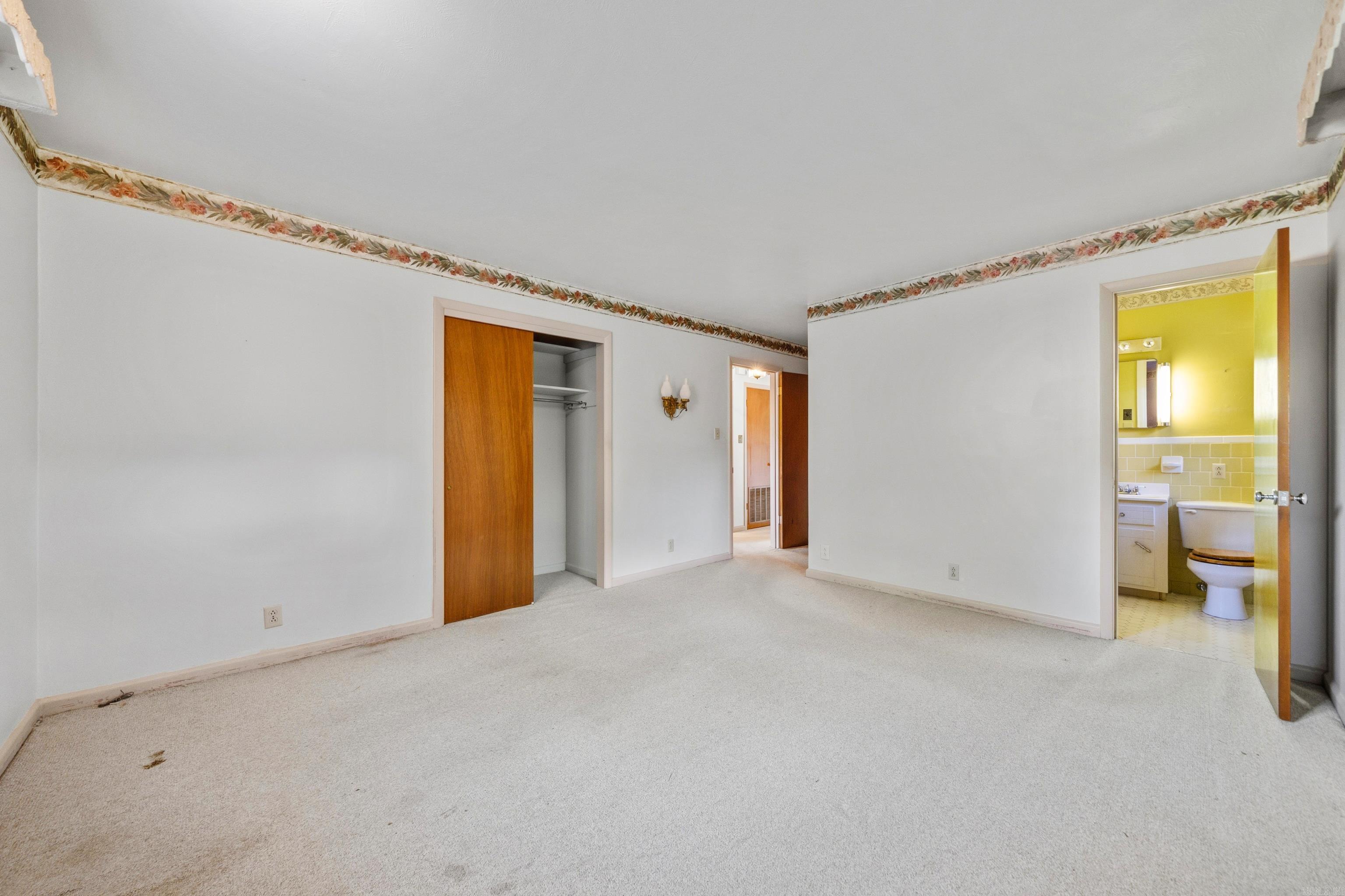 102 Dahlia St Property Photo 20