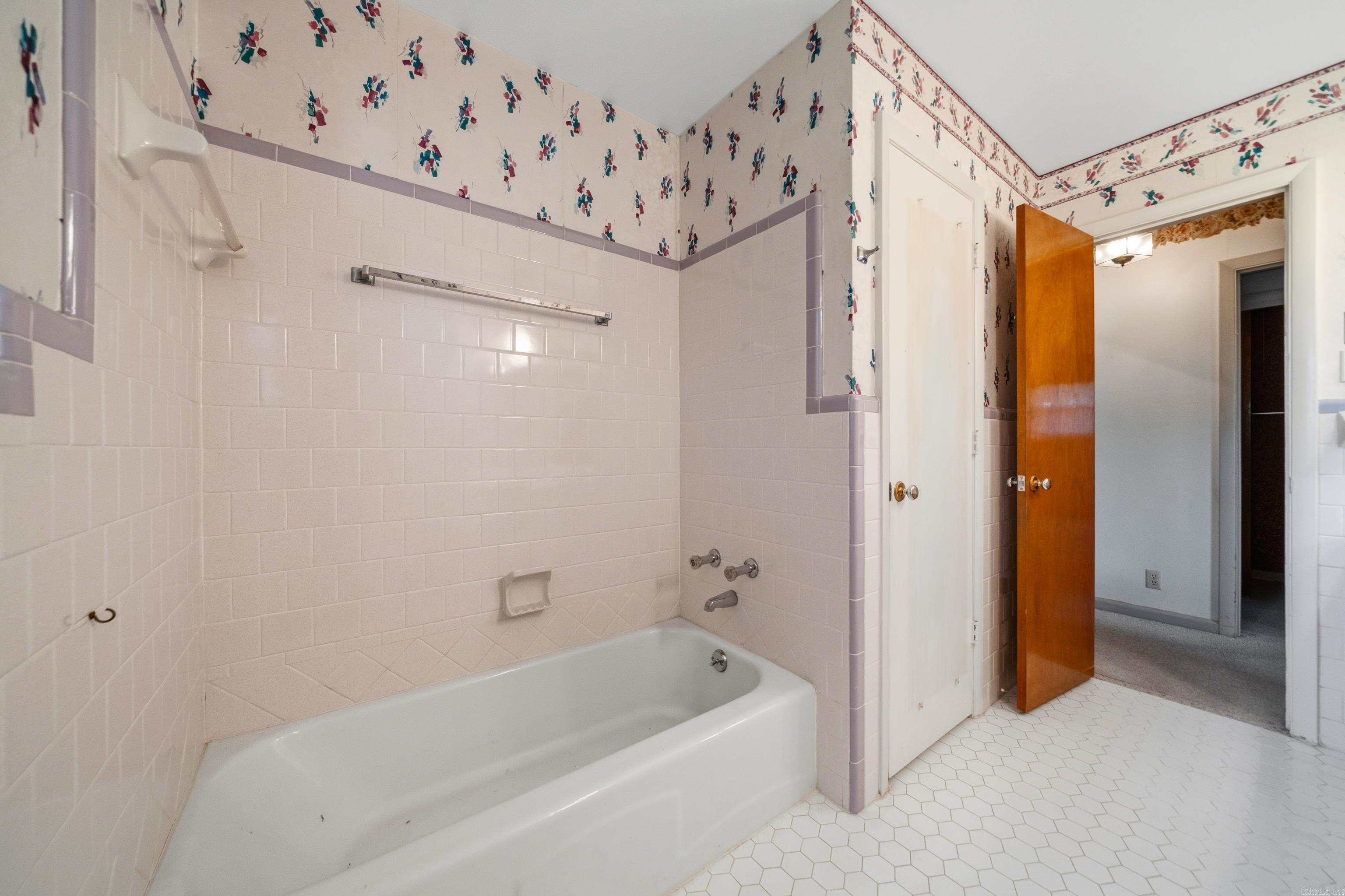 102 Dahlia St Property Photo 26