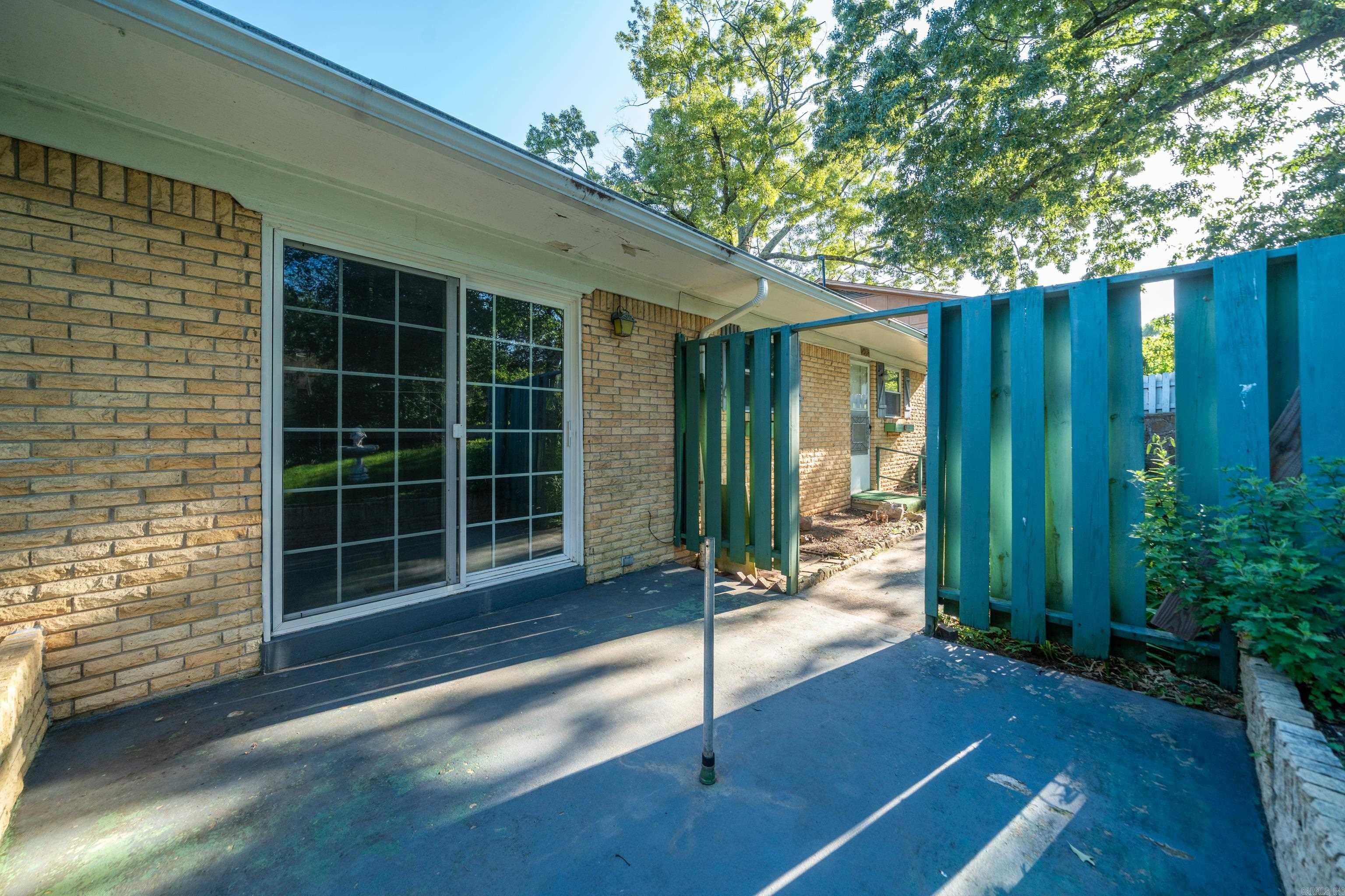 102 Dahlia St Property Photo 30