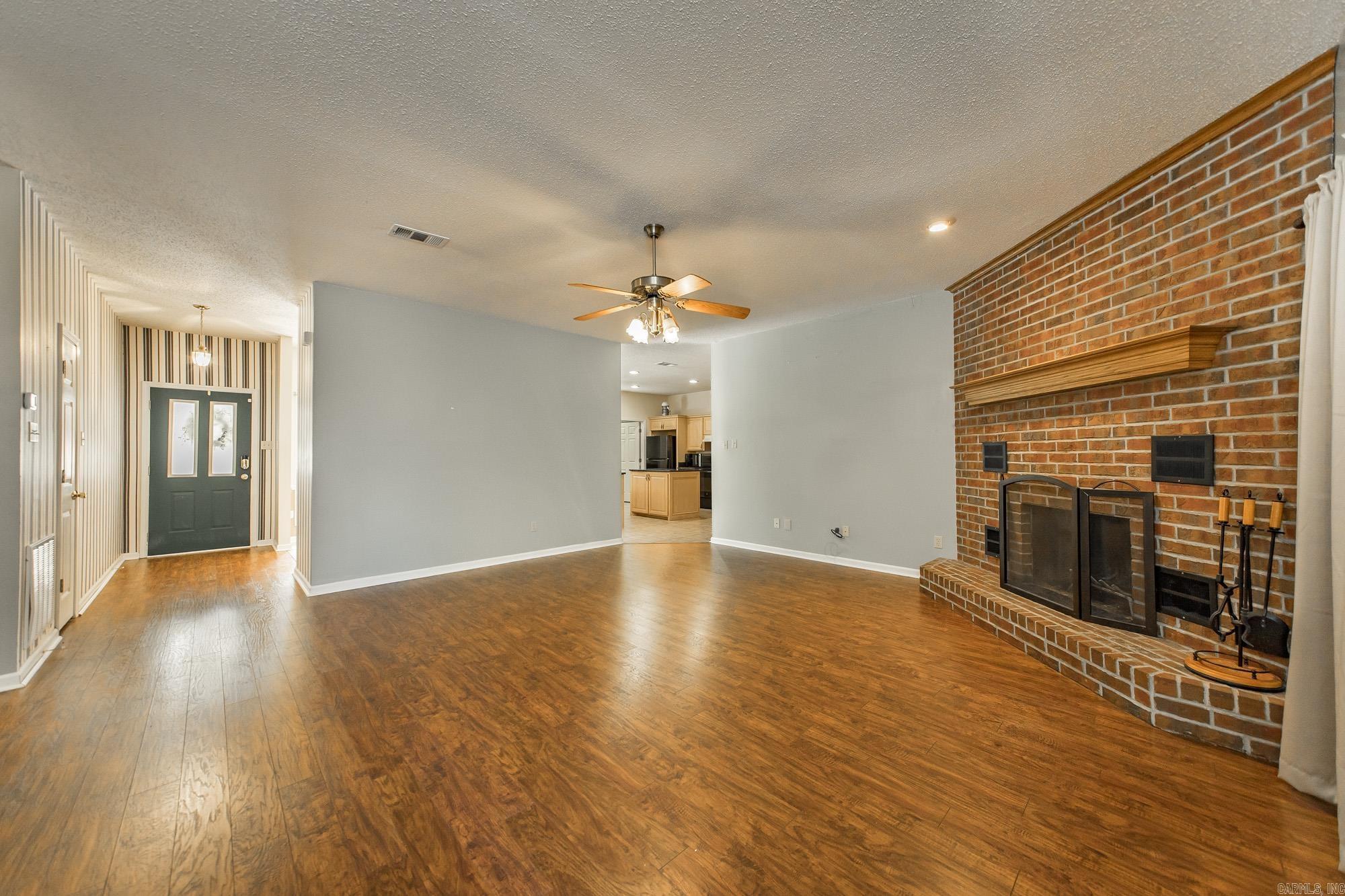 123 Wild Plum Drive Property Photo 8