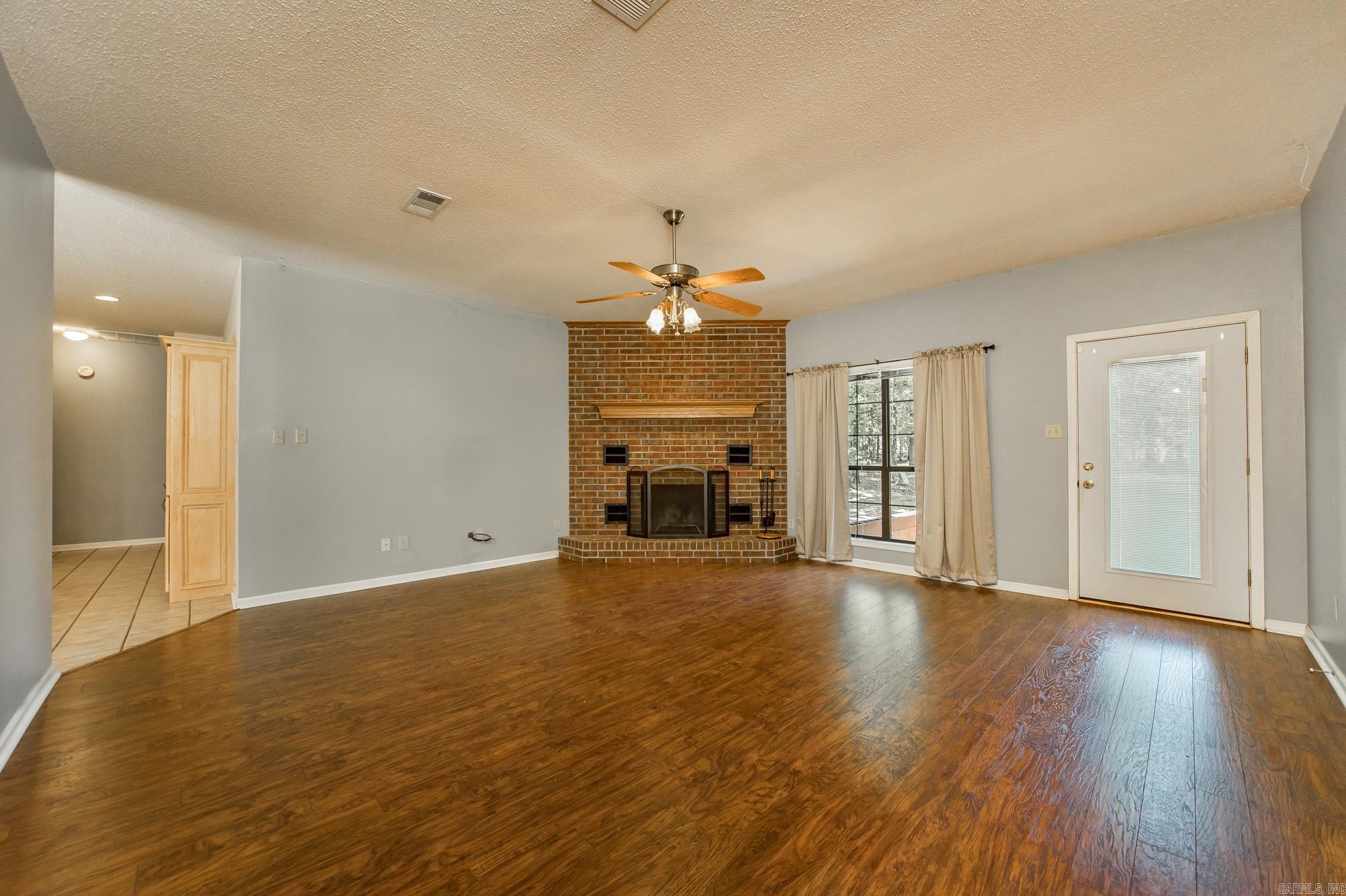 123 Wild Plum Drive Property Photo 10
