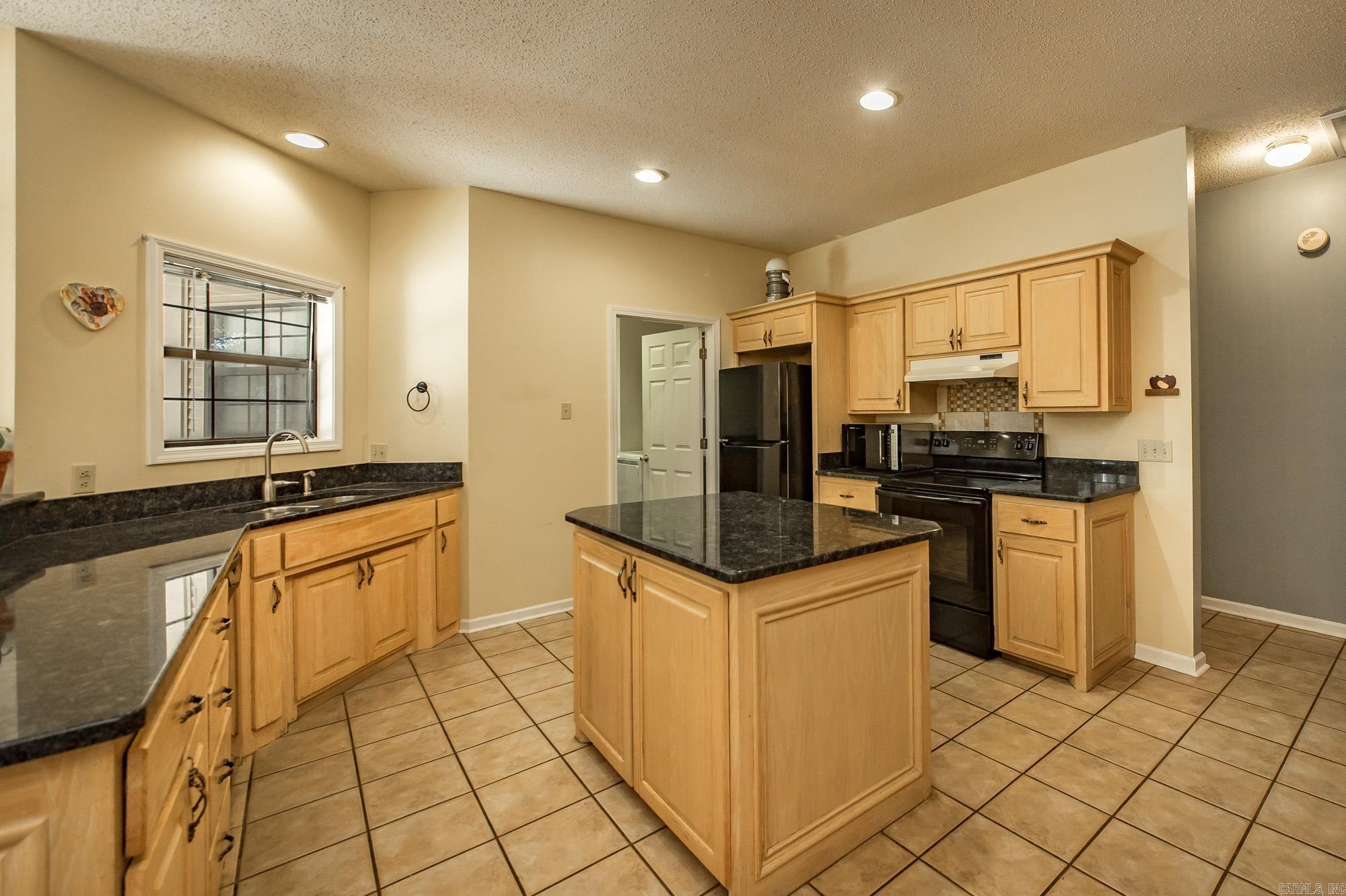 123 Wild Plum Drive Property Photo 13