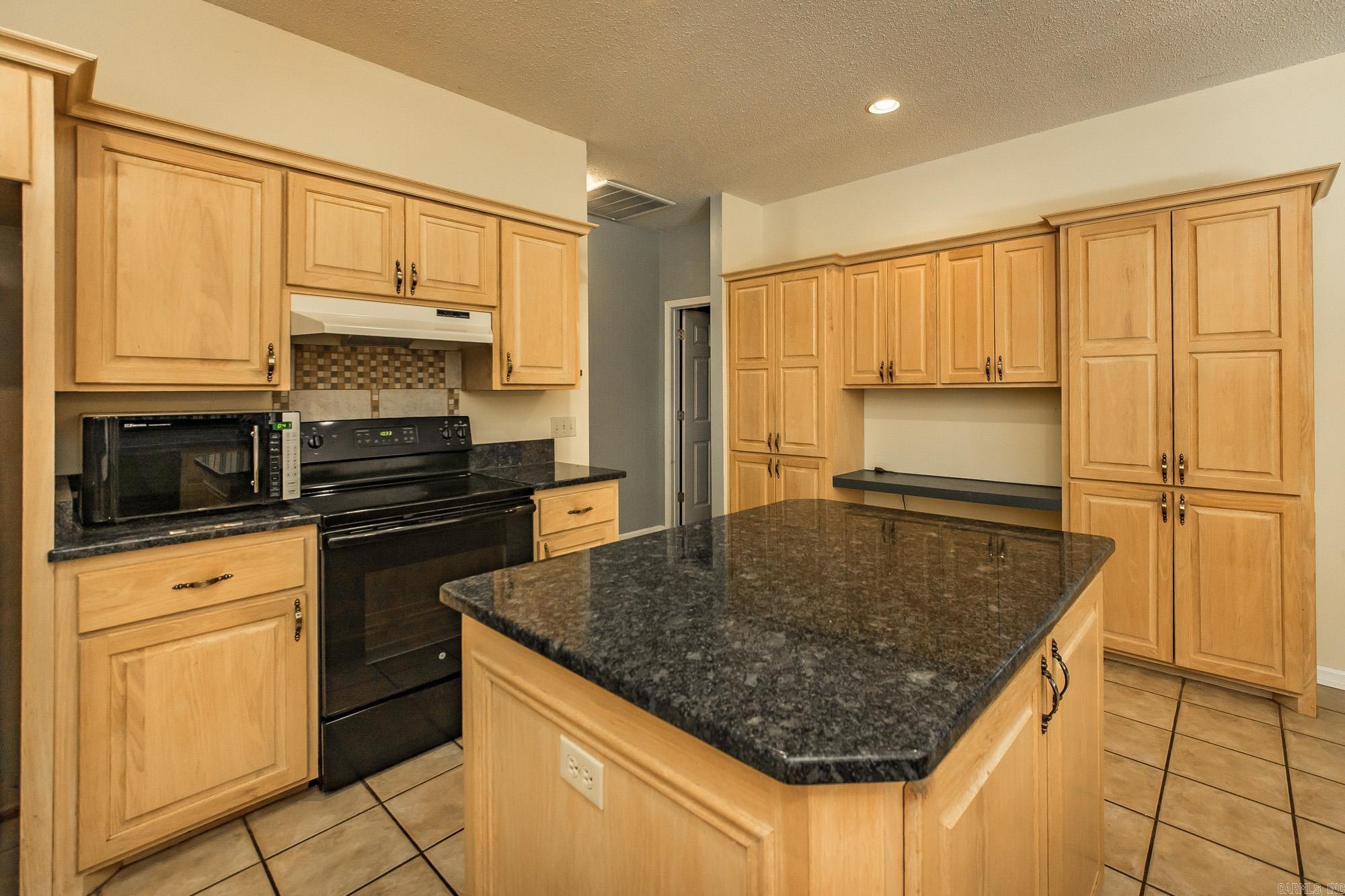 123 Wild Plum Drive Property Photo 14